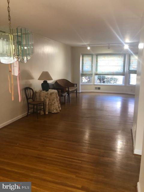 KEMP MILL HILLS - Residential Lease