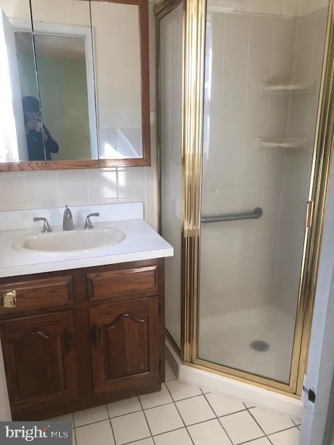 KEMP MILL HILLS - Residential Lease