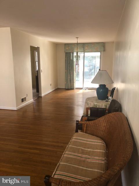 KEMP MILL HILLS - Residential Lease