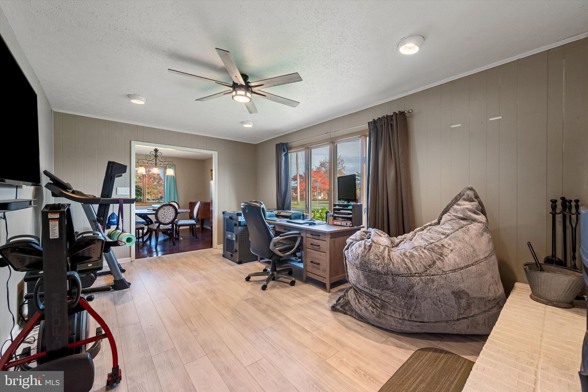 HILLCREST HEIGHTS - Residential