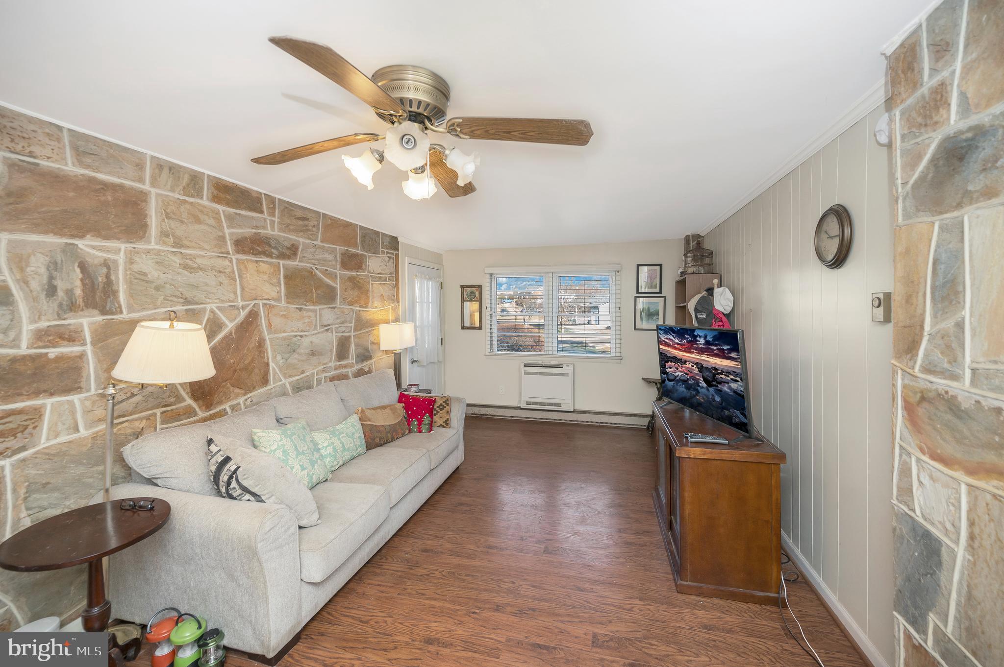 BUCKLEY - Residential