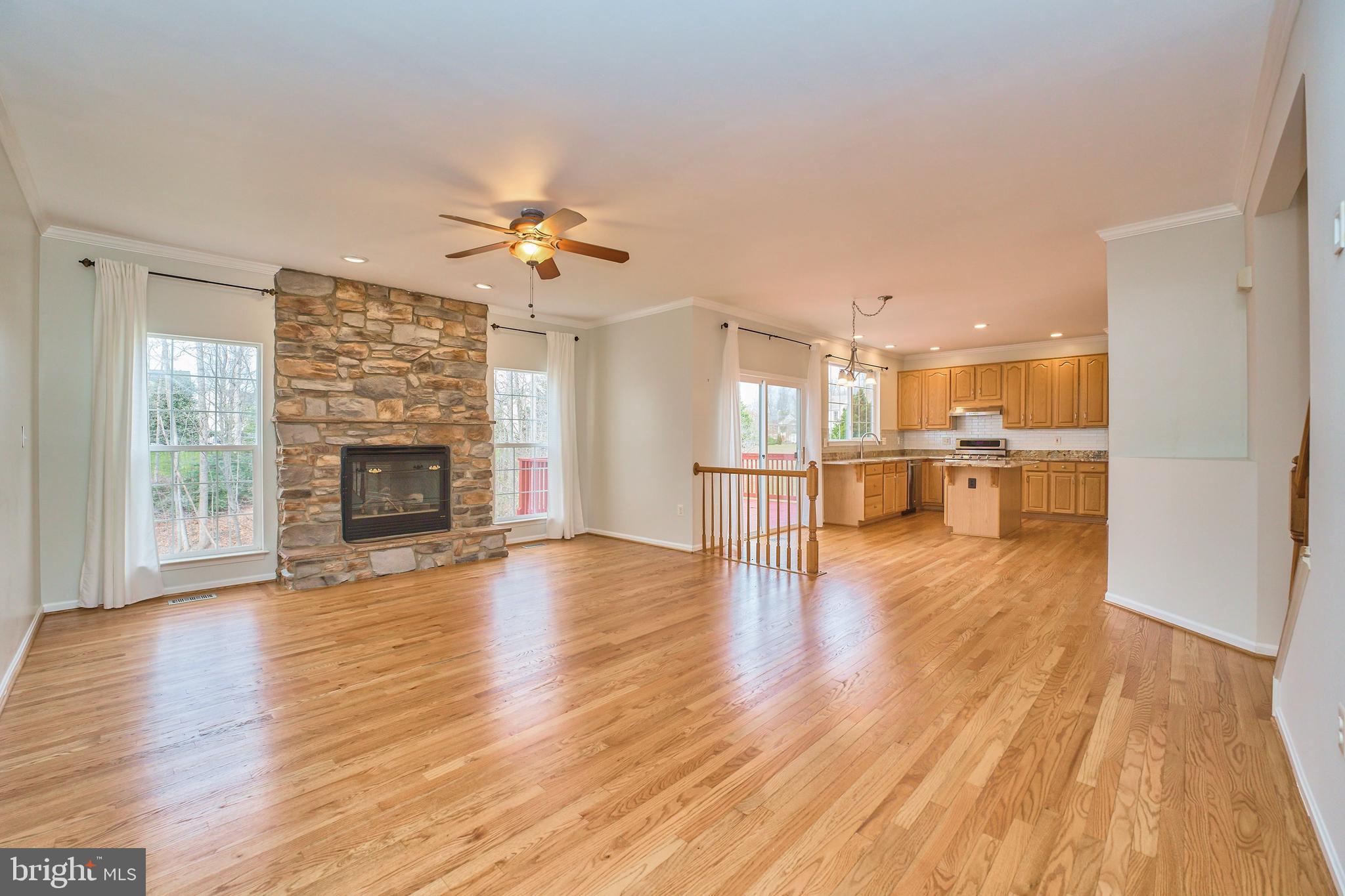 BLOOMS CROSSING - Residential