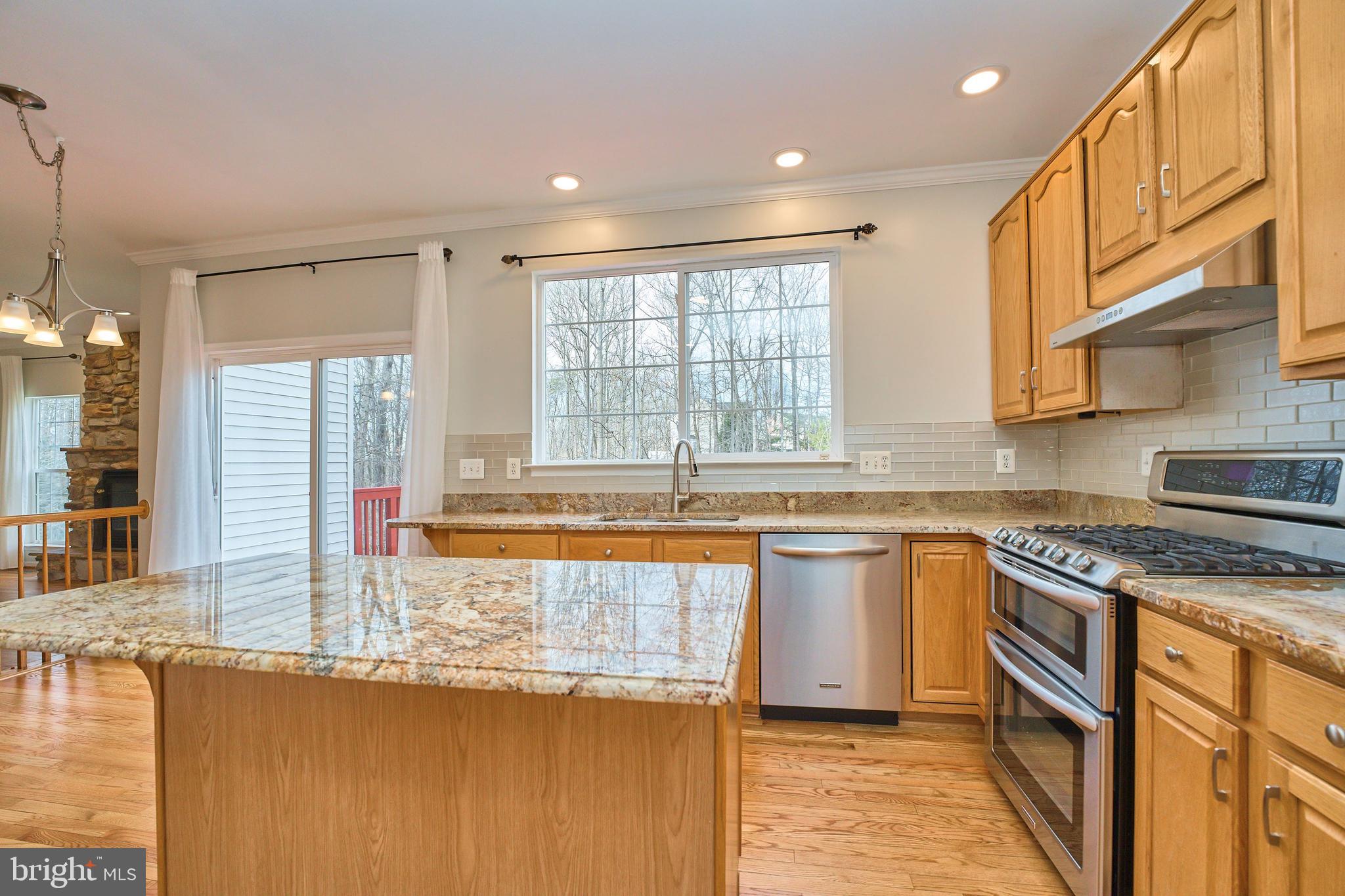 BLOOMS CROSSING - Residential