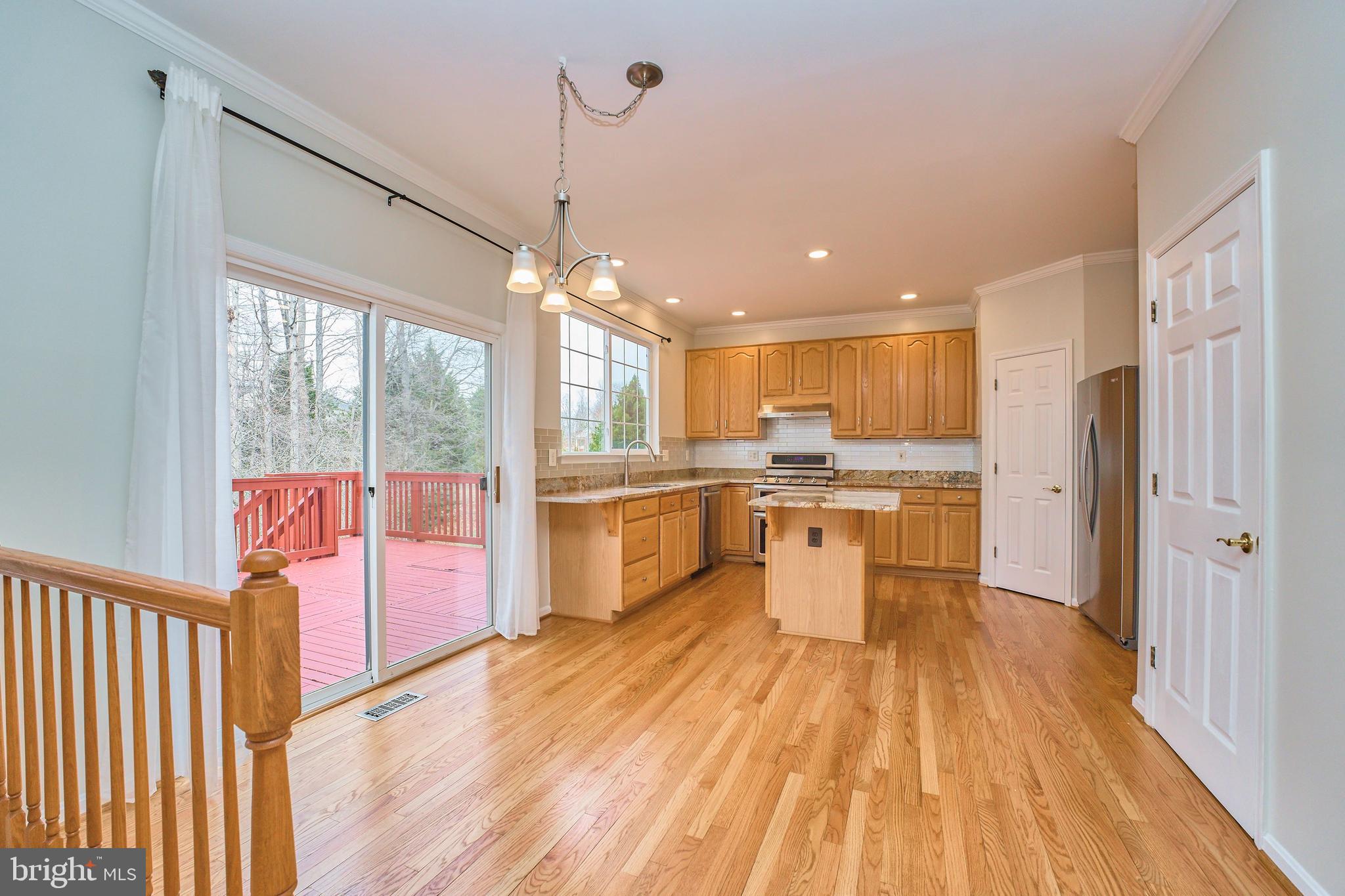 BLOOMS CROSSING - Residential