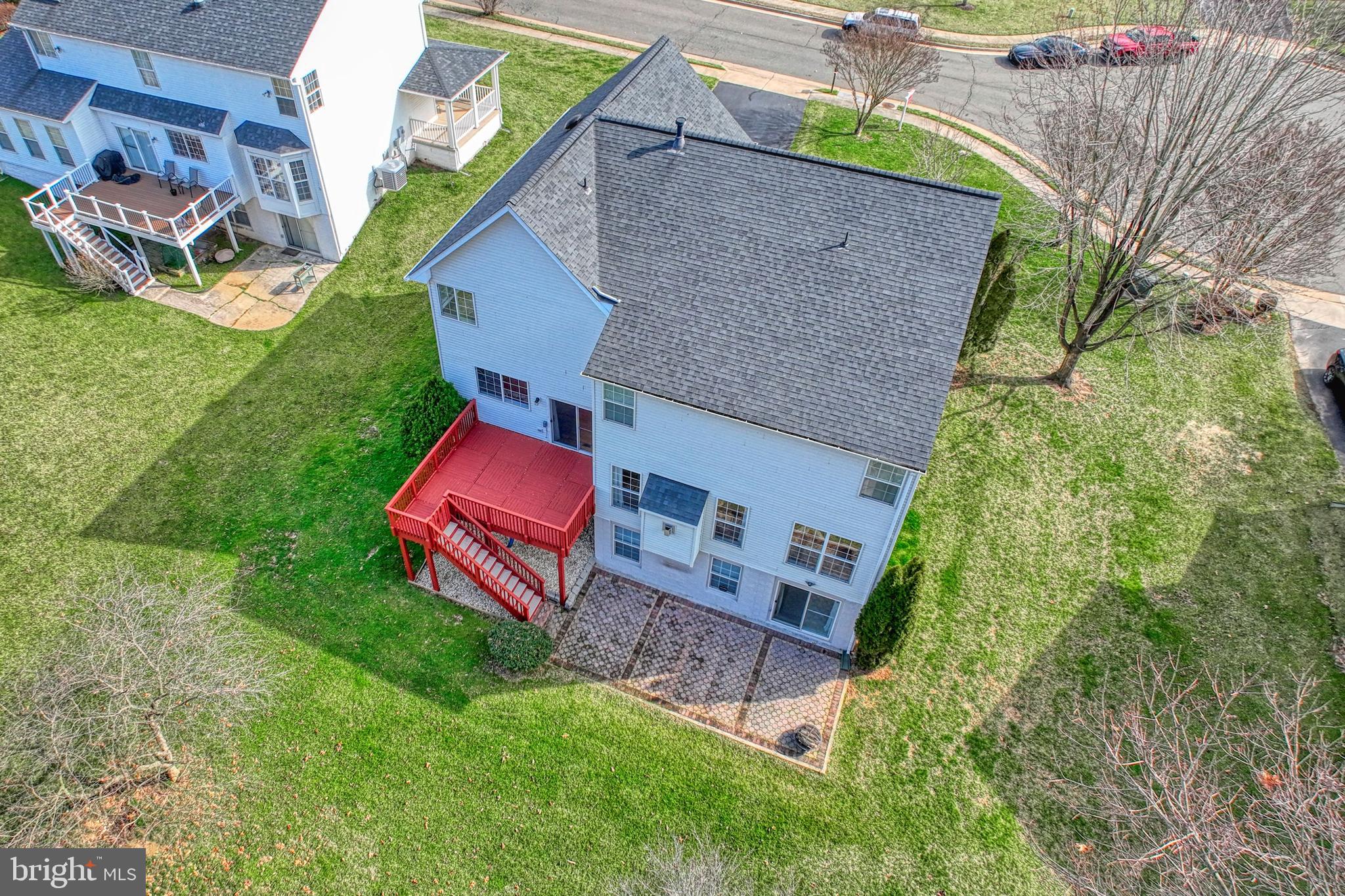 BLOOMS CROSSING - Residential