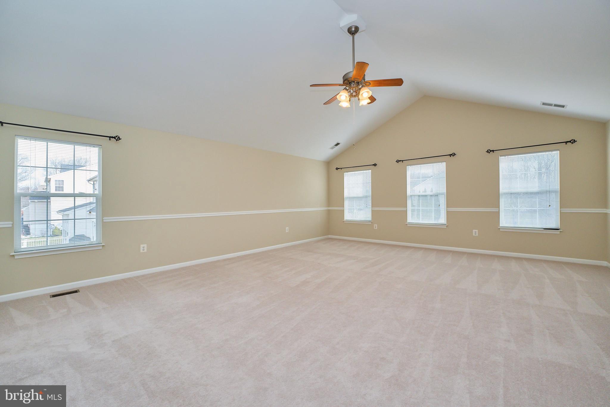 BLOOMS CROSSING - Residential