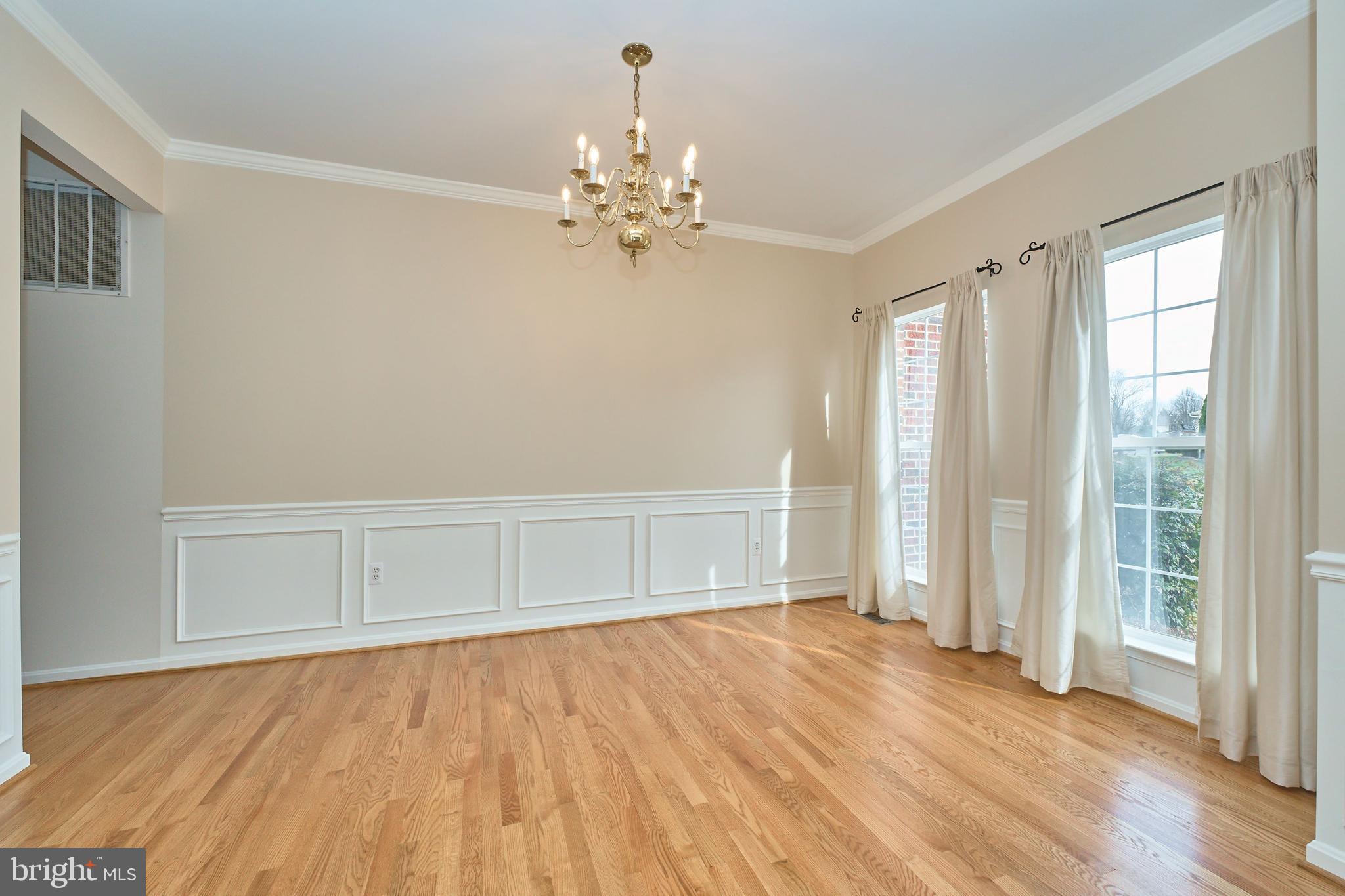 BLOOMS CROSSING - Residential