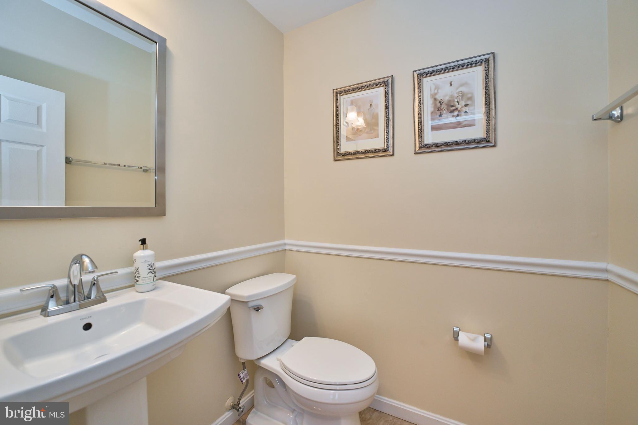 BLOOMS CROSSING - Residential