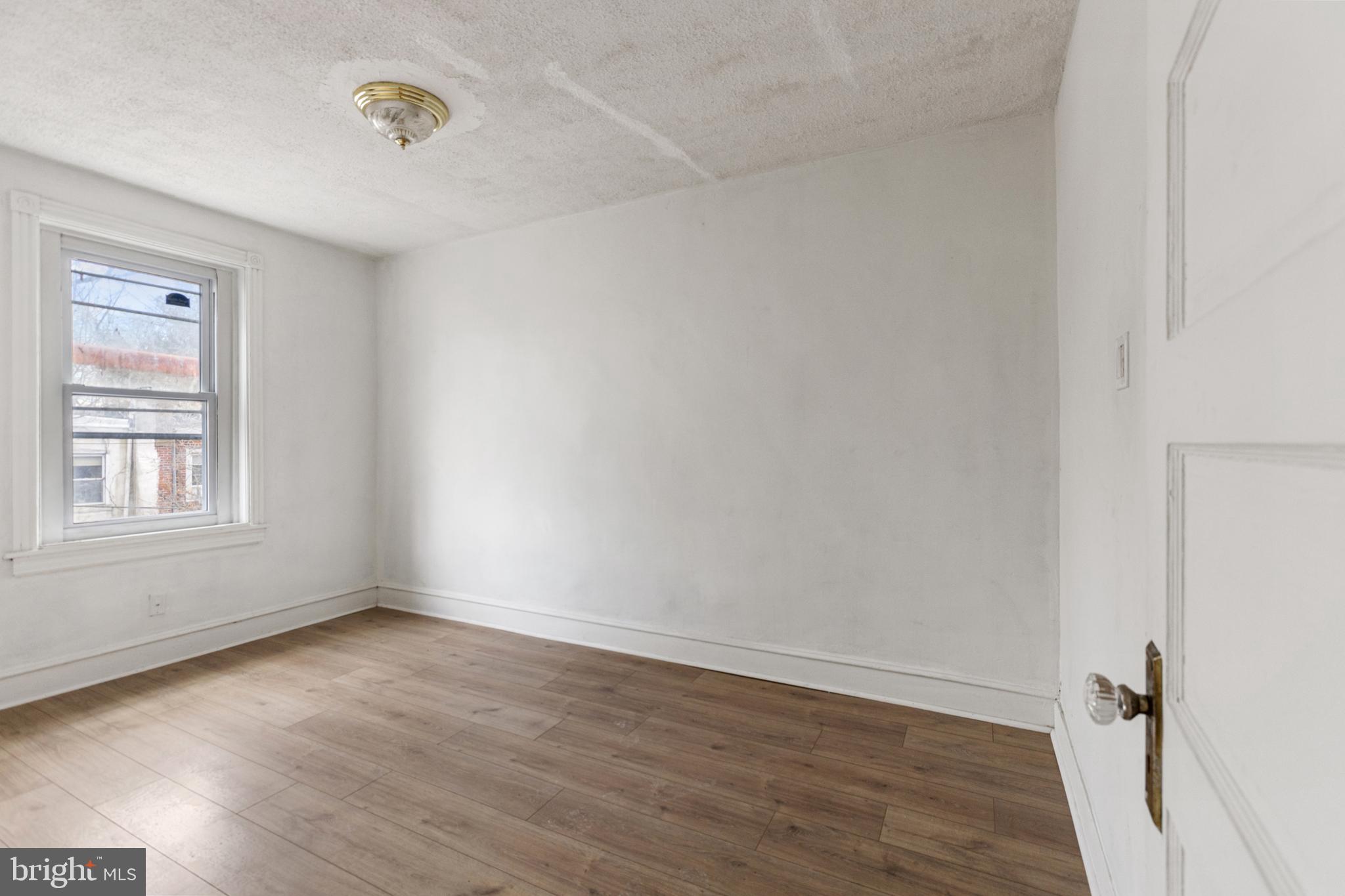 SUN VILLAGE - Residential