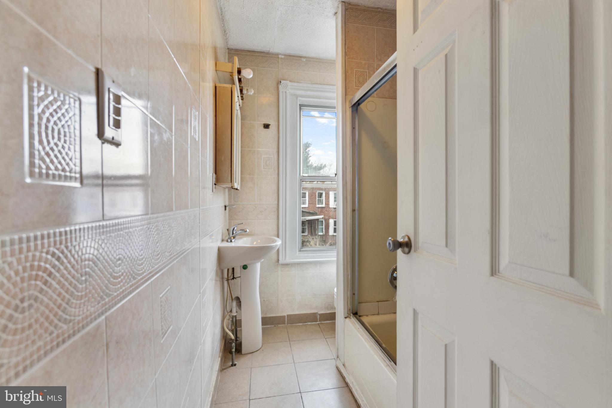 SUN VILLAGE - Residential