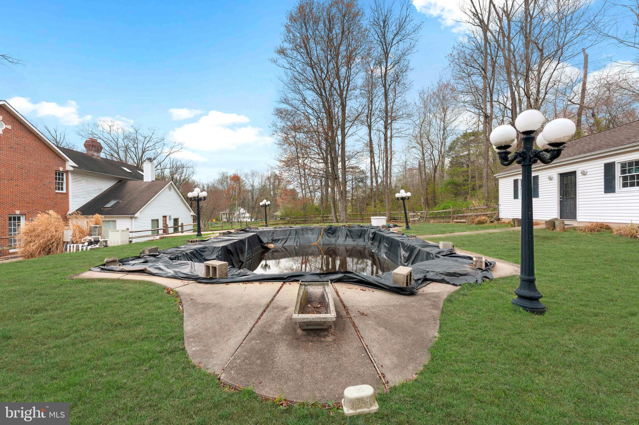 DEER RUN FARMS - Residential