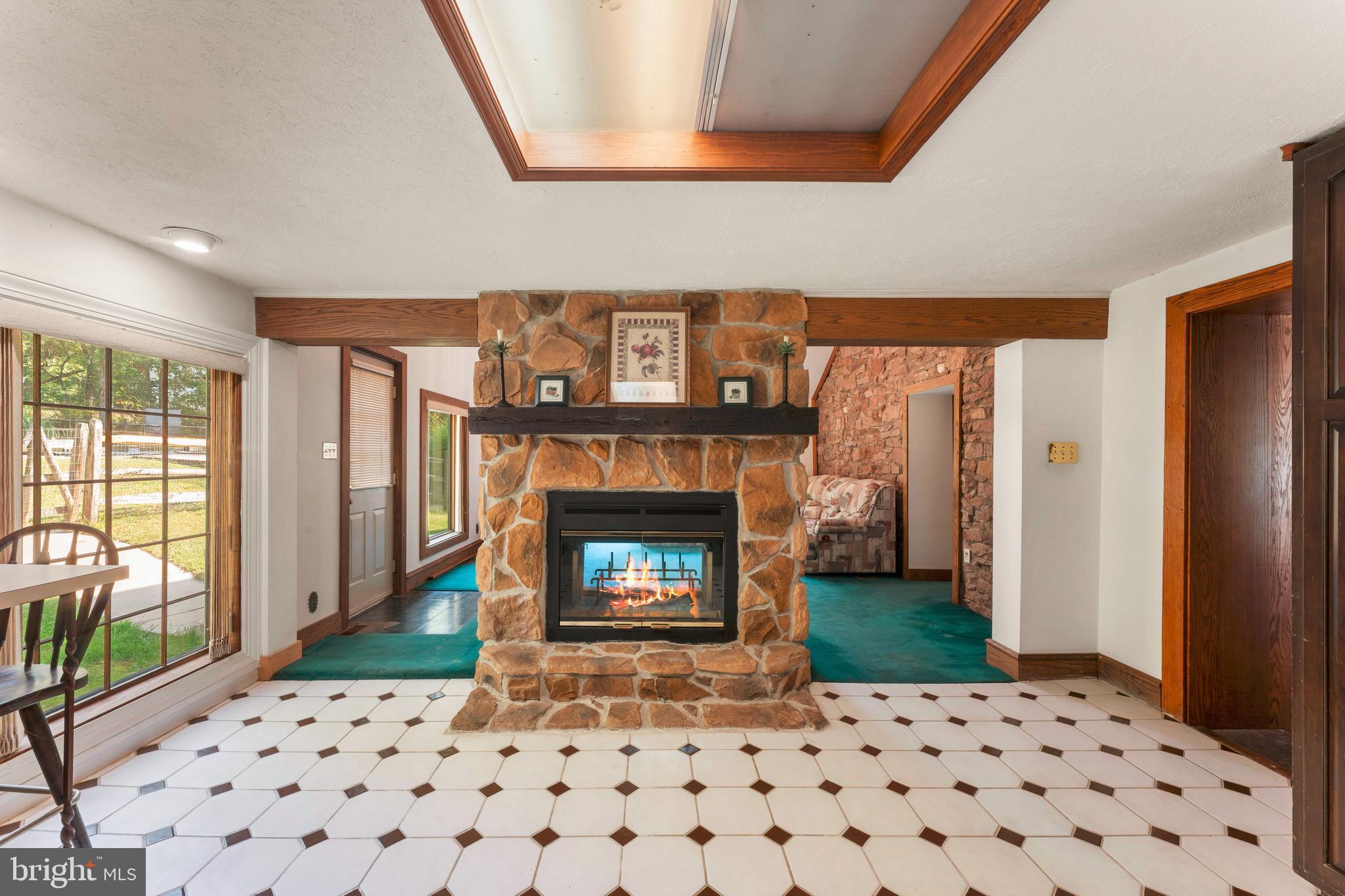 DEER RUN FARMS - Residential