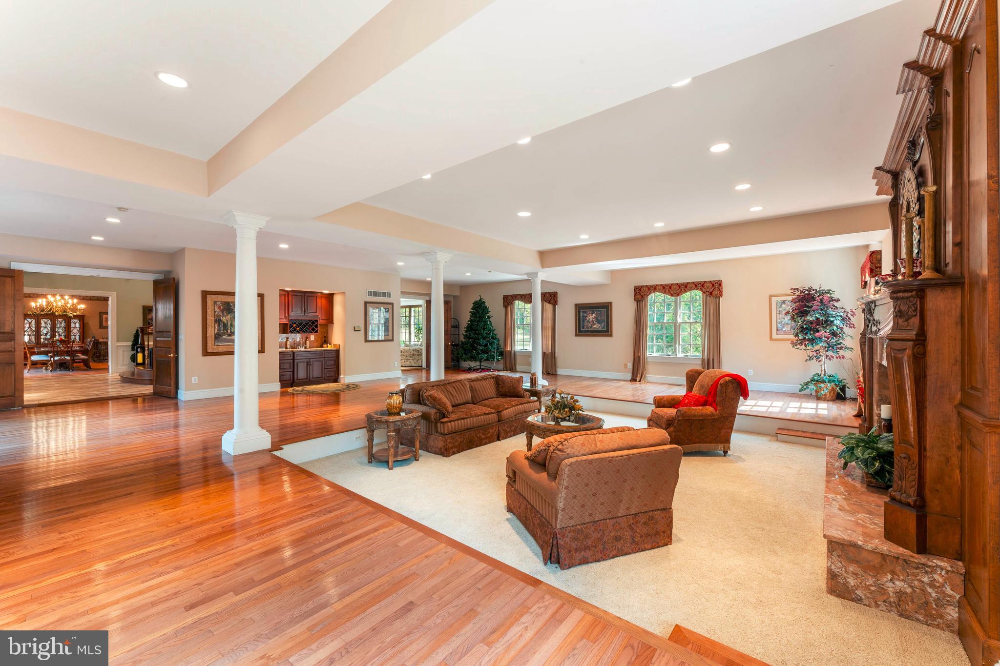 DEER RUN FARMS - Residential