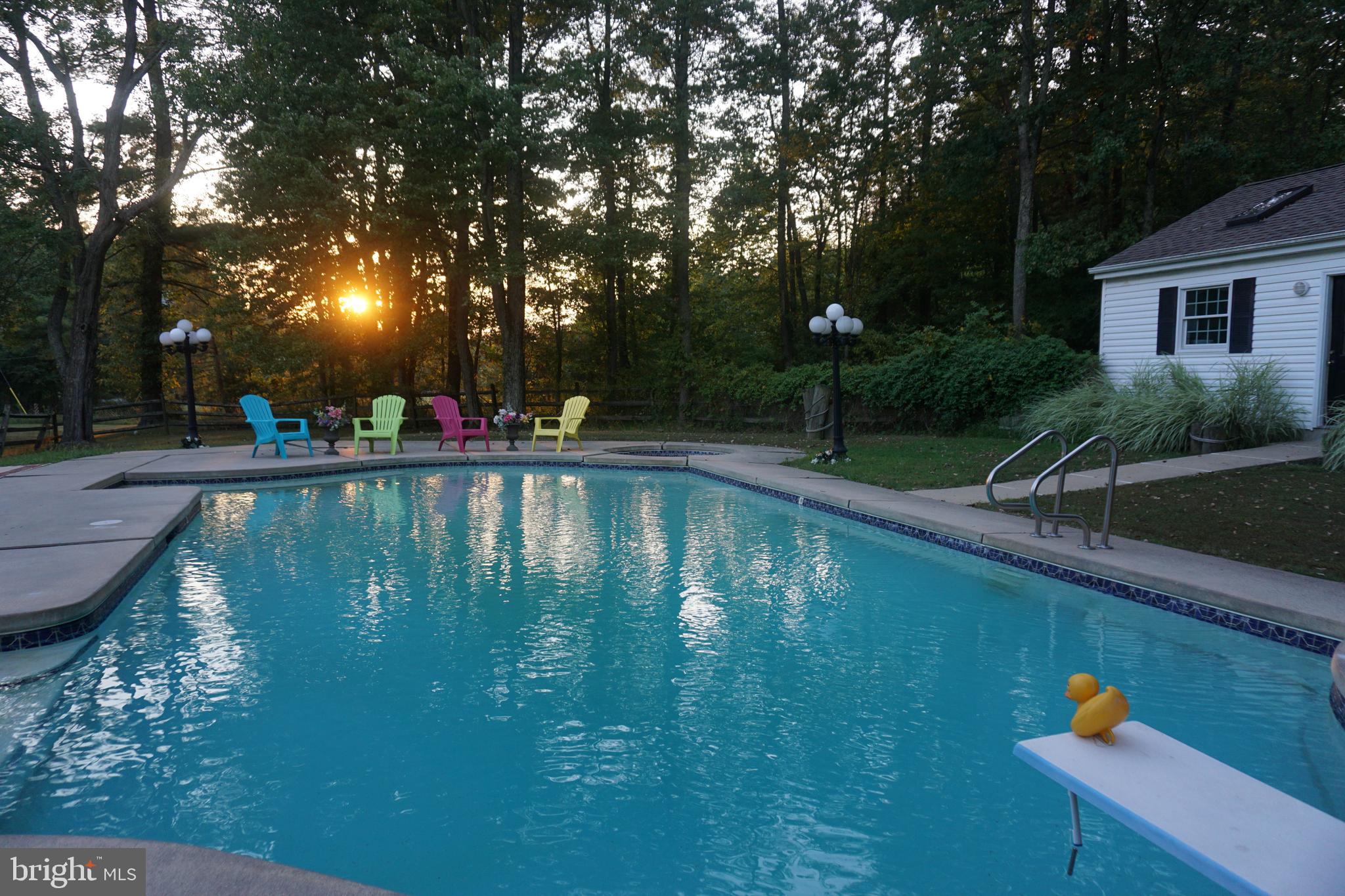 DEER RUN FARMS - Residential