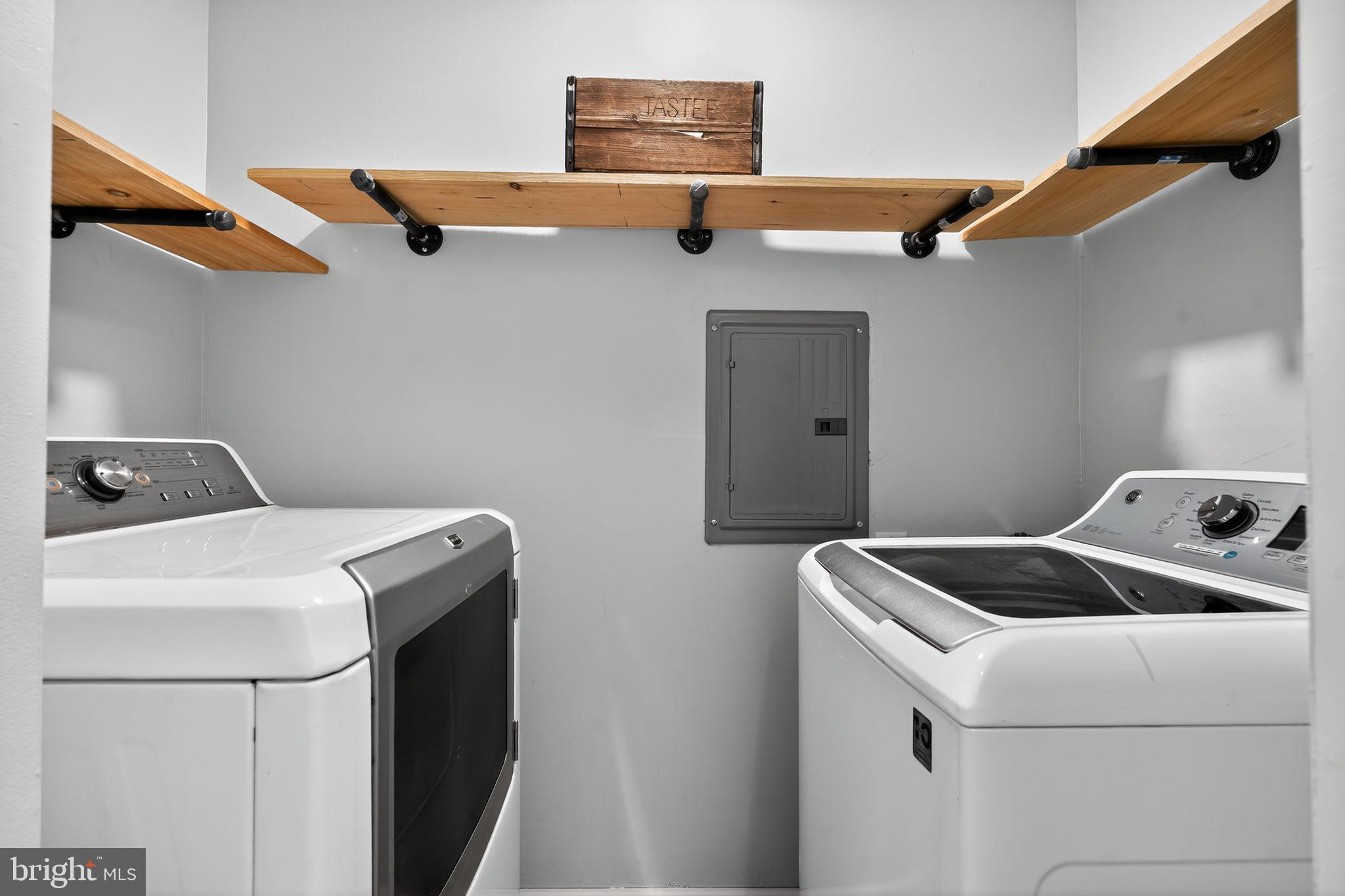 YARDLEY COMMONS - Residential