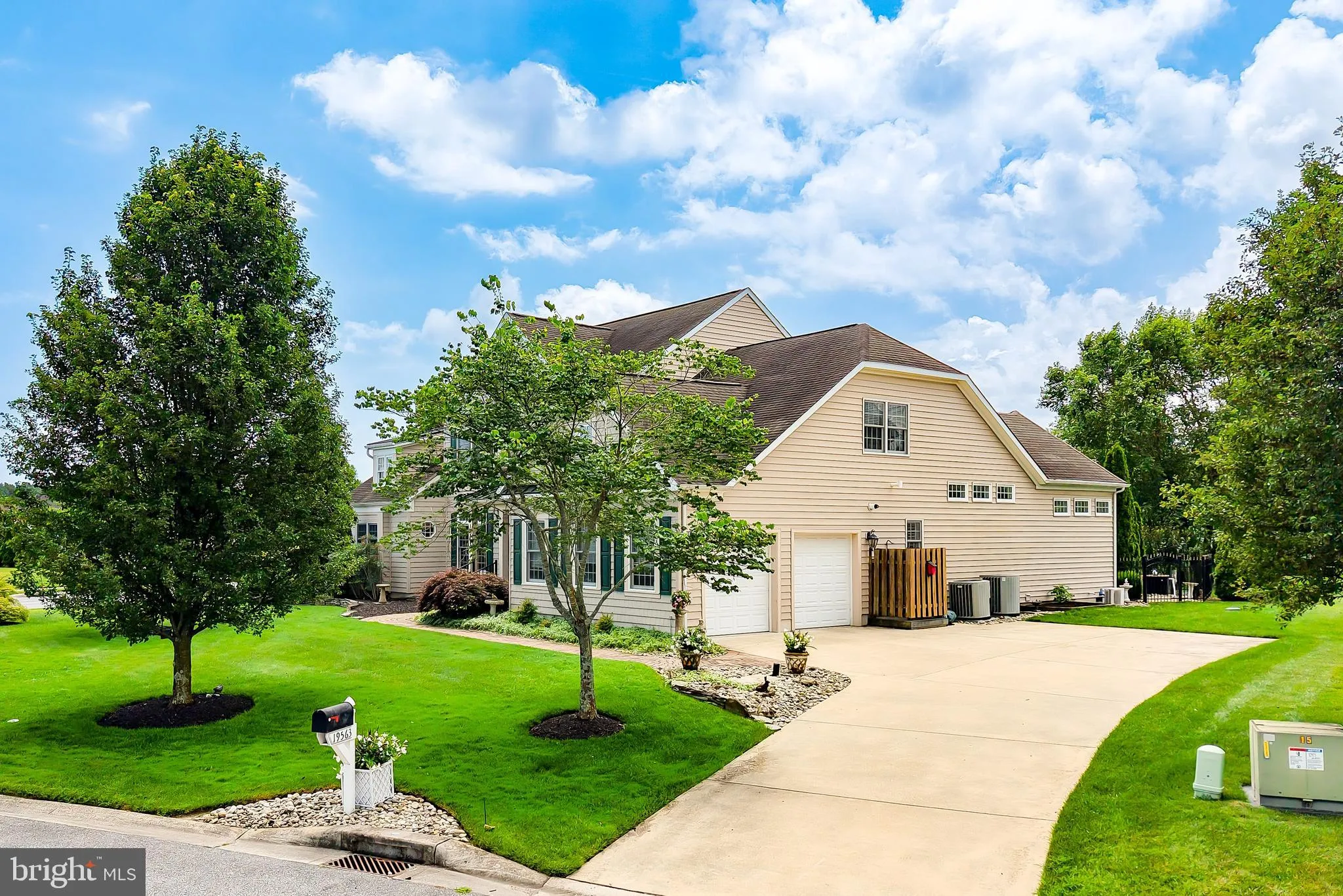 Lewes, Delaware 19958, United States, 5 Bedrooms Bedrooms, ,5 BathroomsBathrooms,Residential,Active,178832