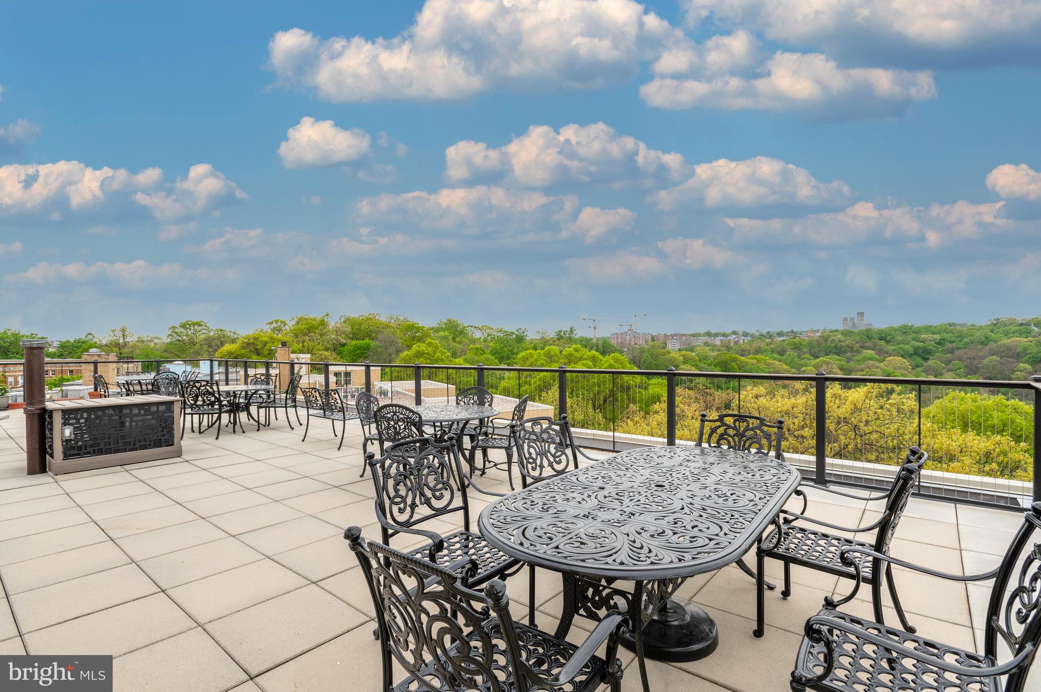 ADAMS MORGAN - Residential