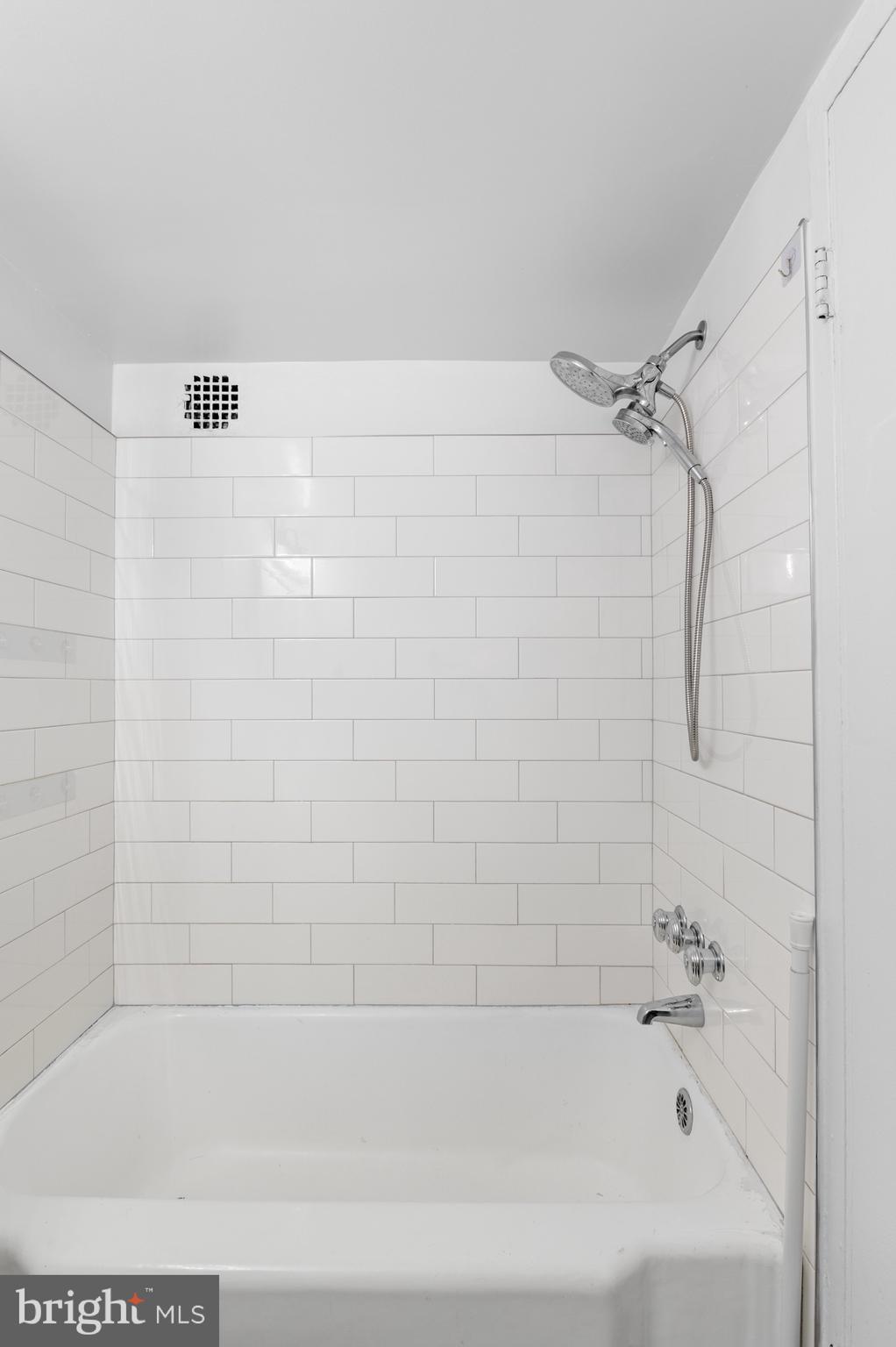 ADAMS MORGAN - Residential