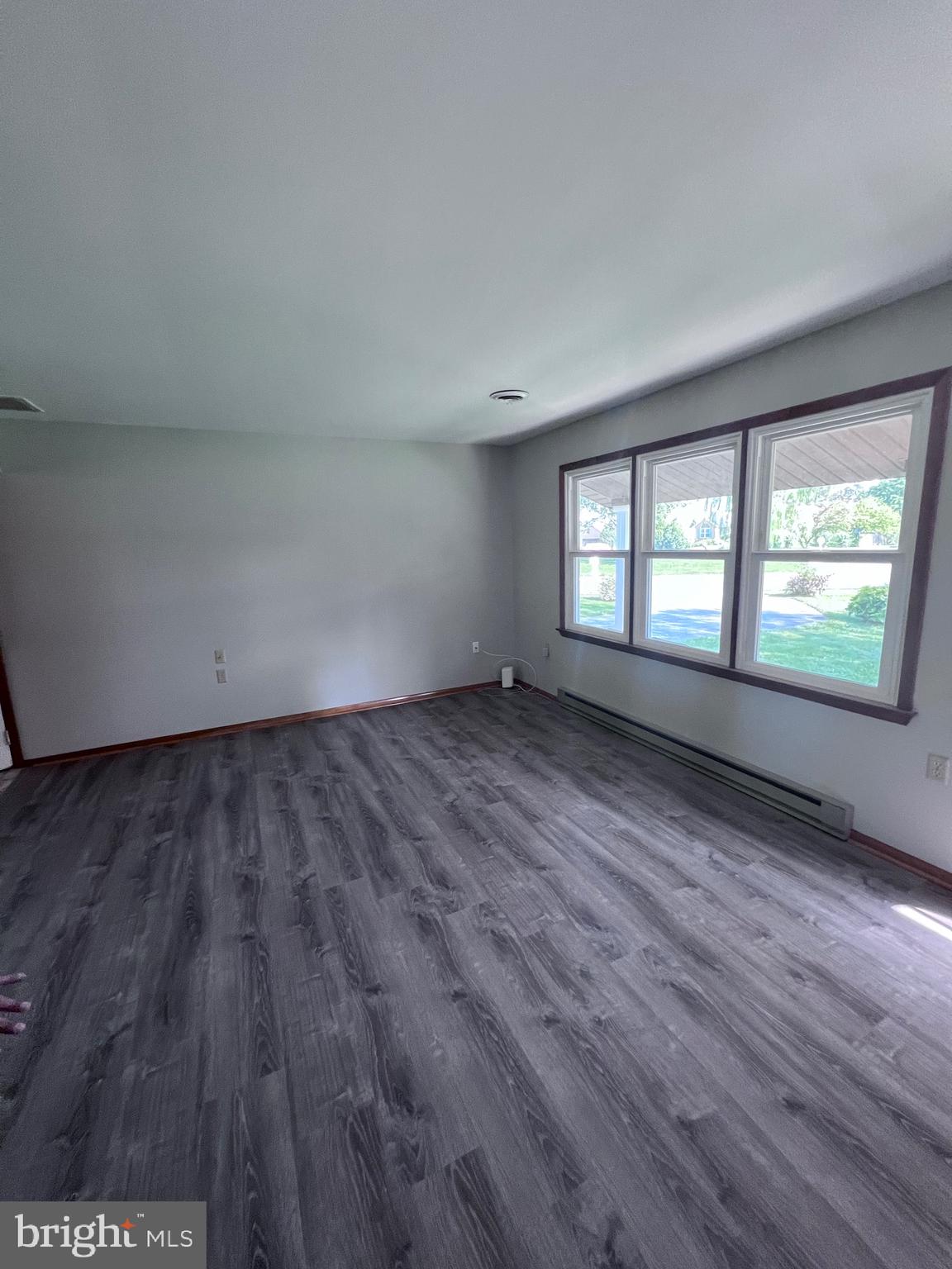 DEVLIN SQUARE - Residential Lease