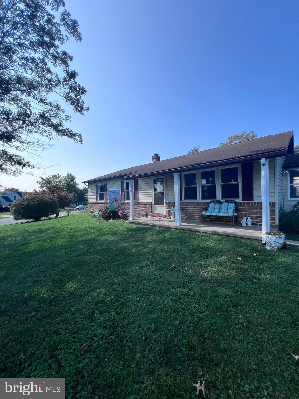 DEVLIN SQUARE - Residential Lease