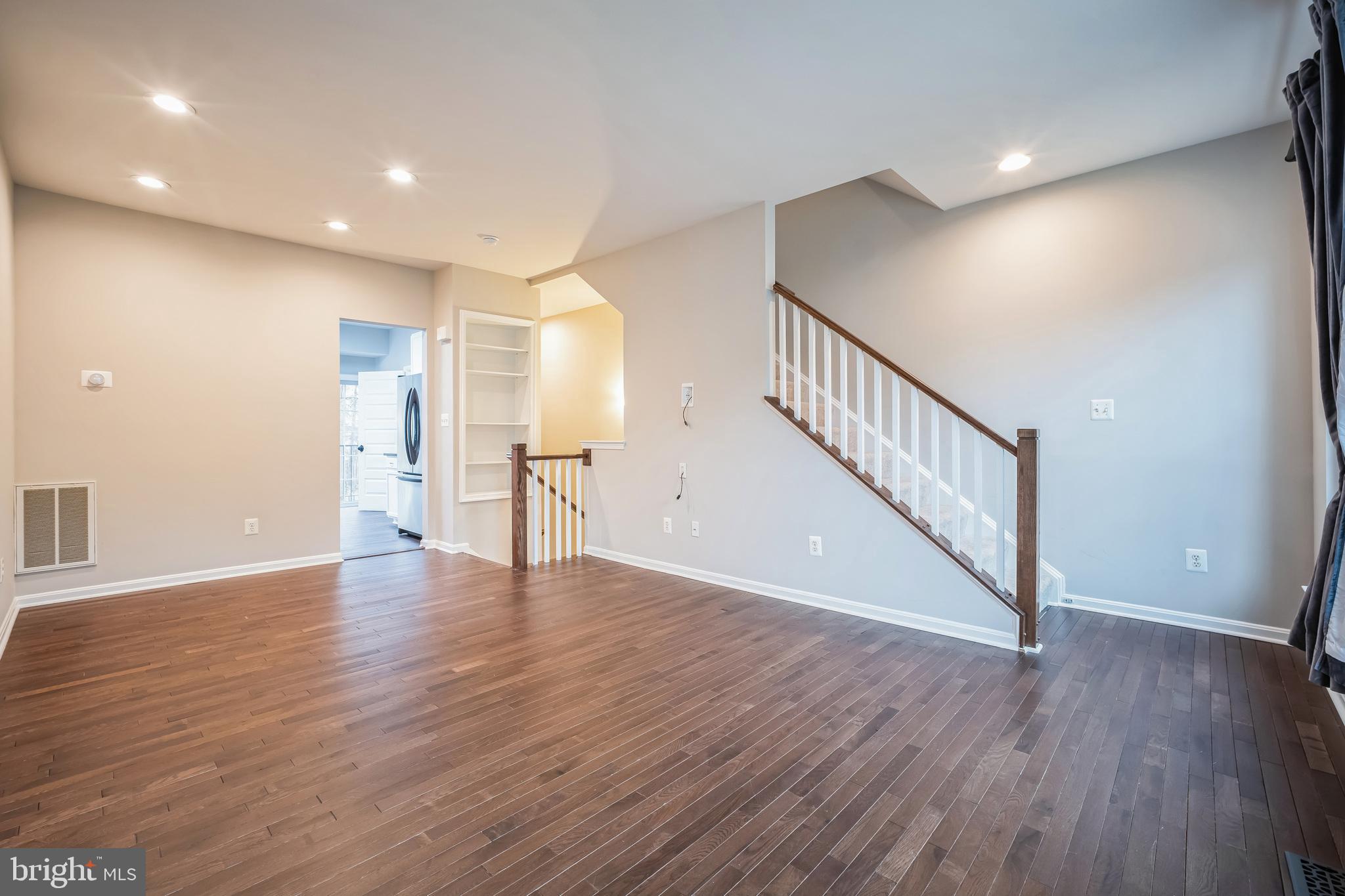 BARR HILL AT INVERNESS - Residential