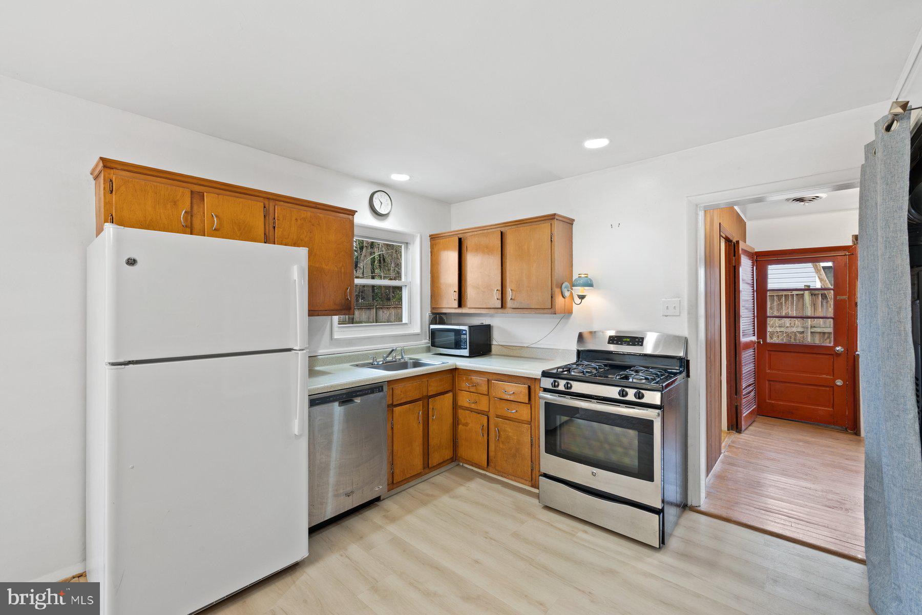 NORTH SPRINGFIELD - Residential