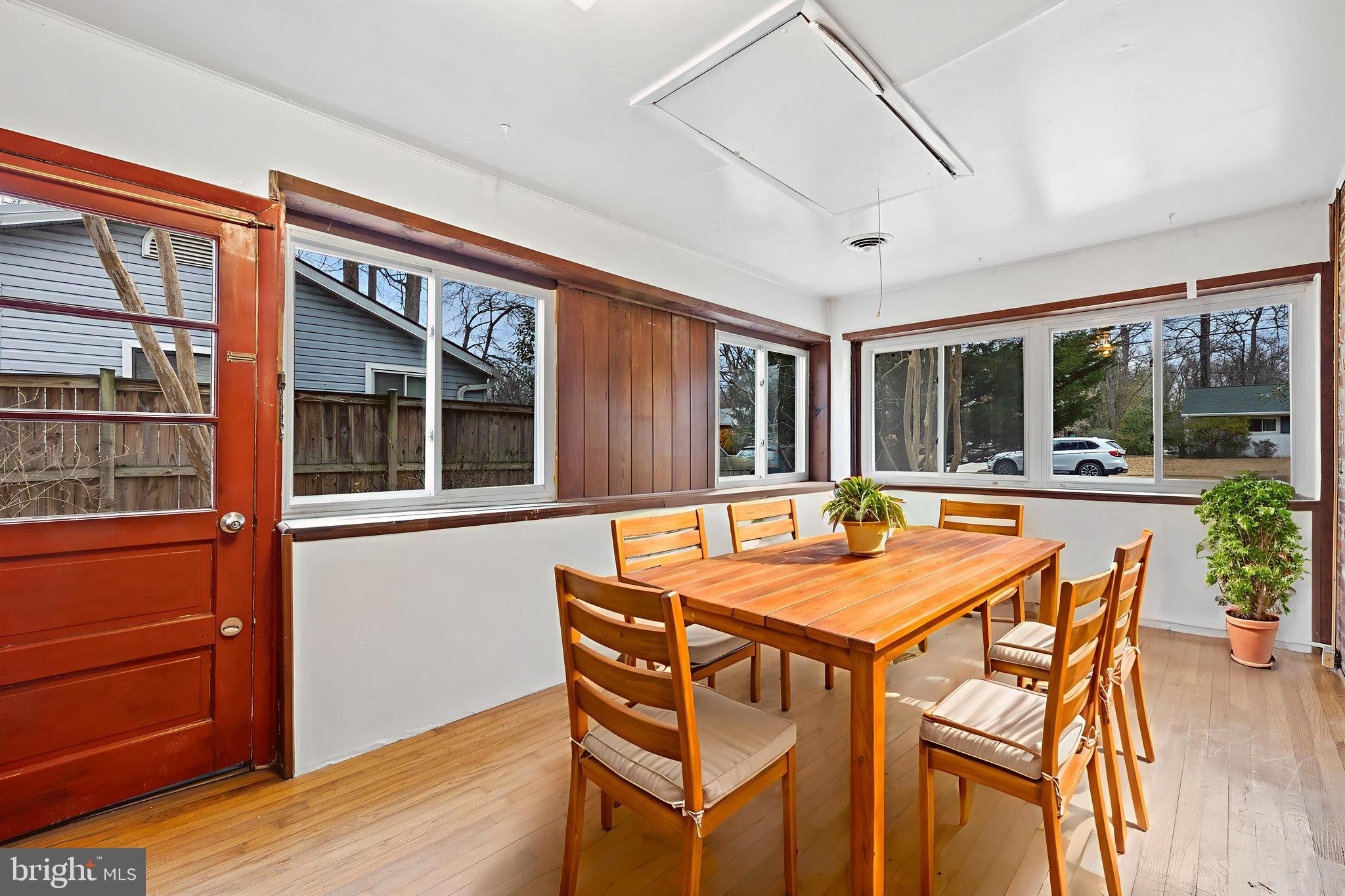 NORTH SPRINGFIELD - Residential