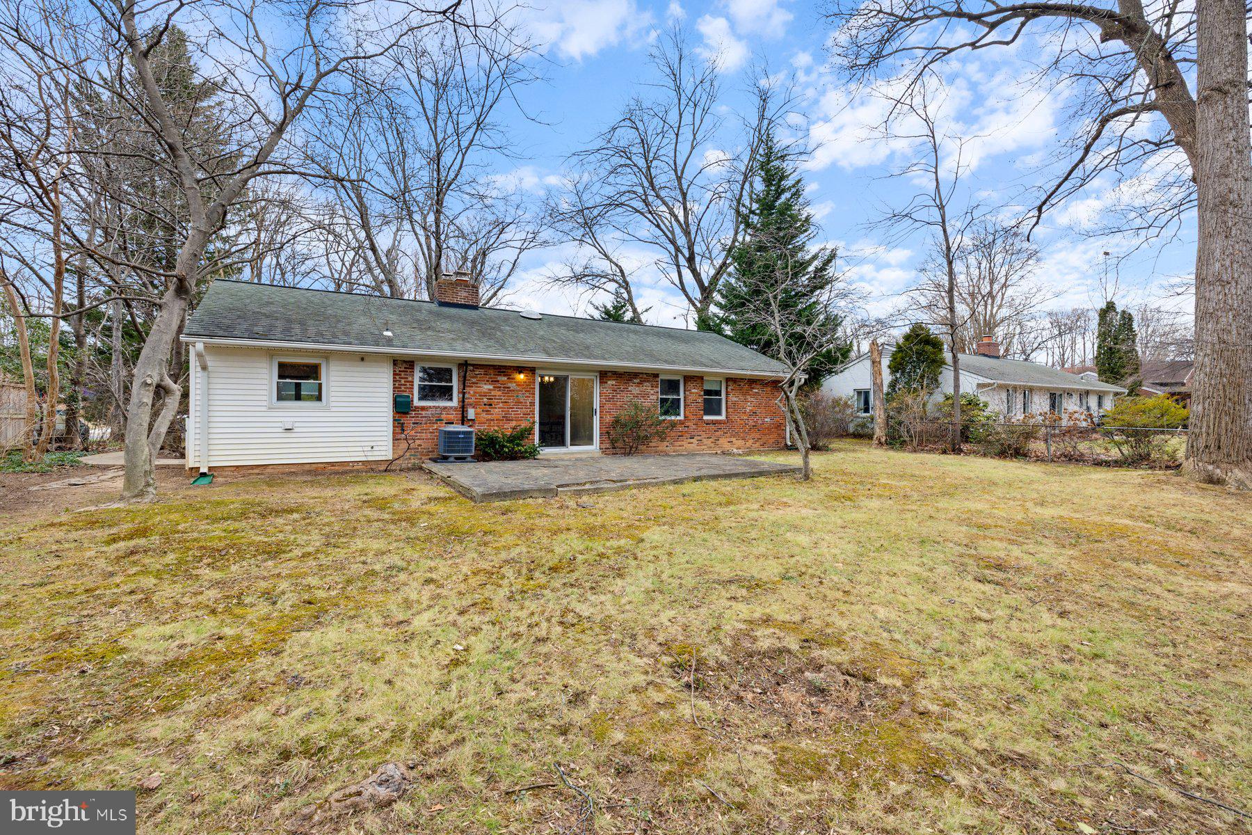 NORTH SPRINGFIELD - Residential