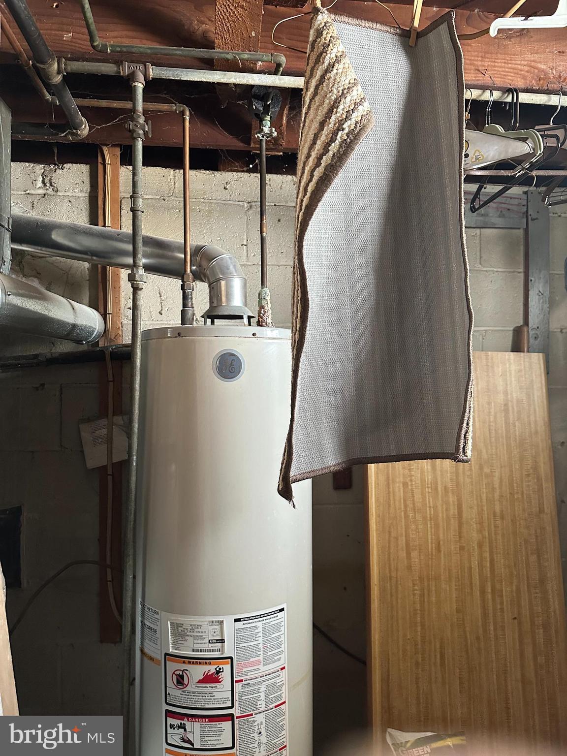 RIDGE GROVE - Residential