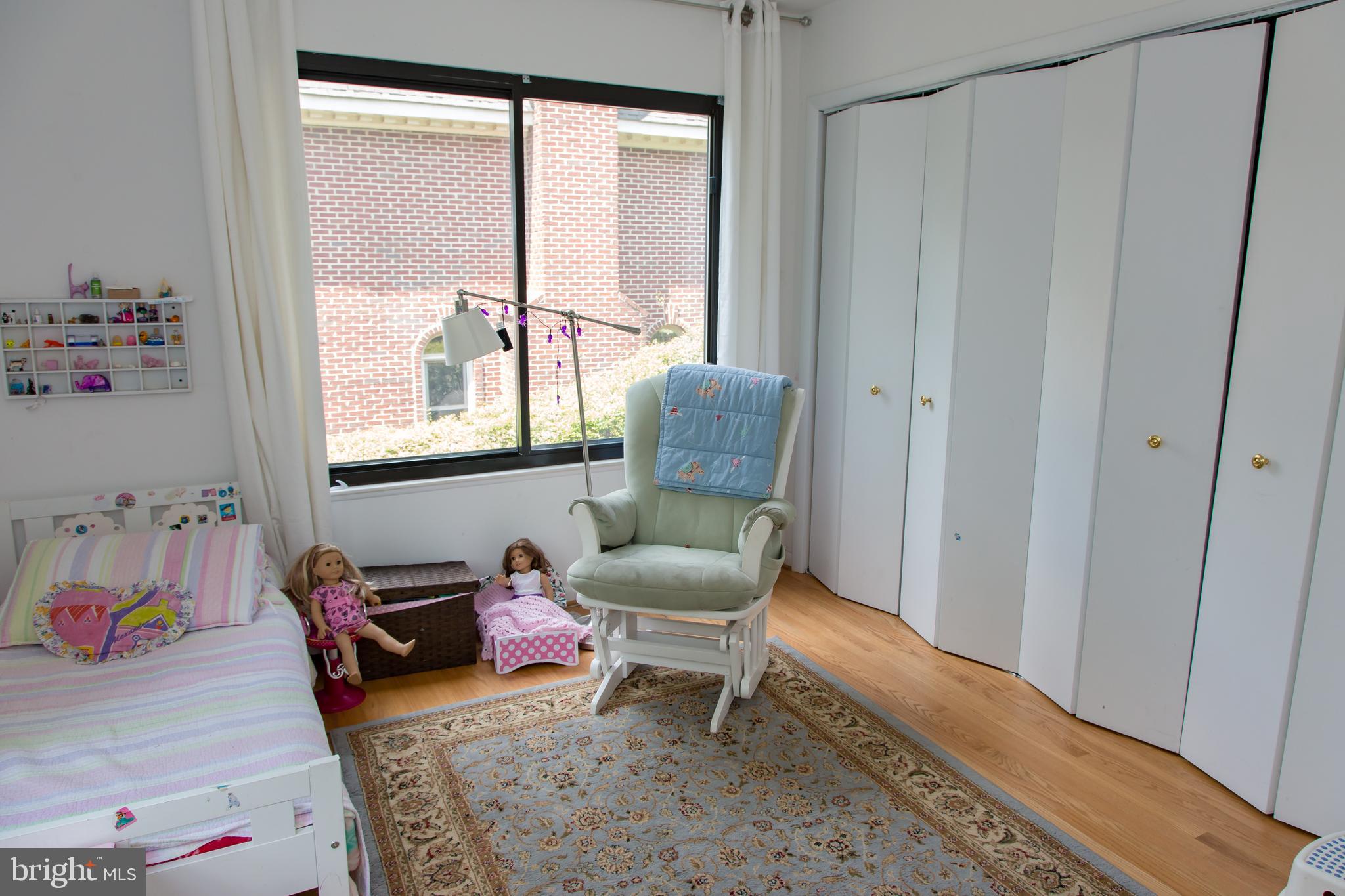 ROSEMONT - Residential Lease