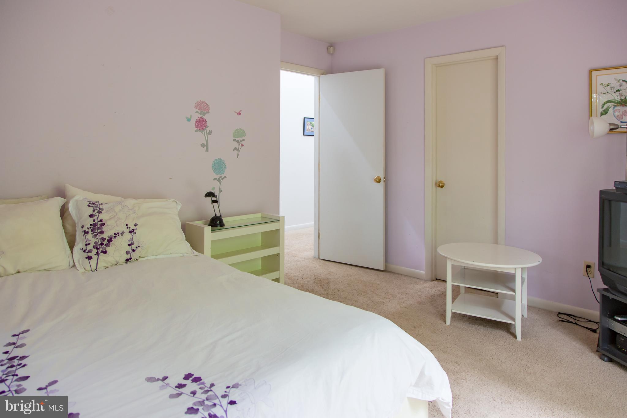 ROSEMONT - Residential Lease