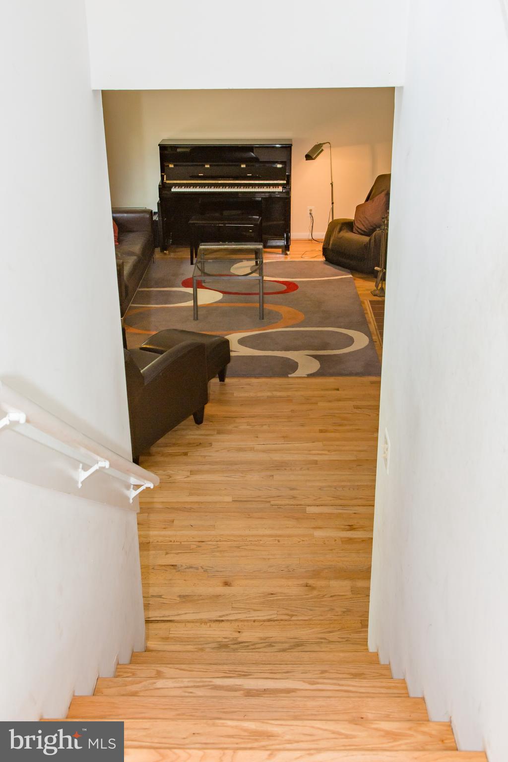 ROSEMONT - Residential Lease