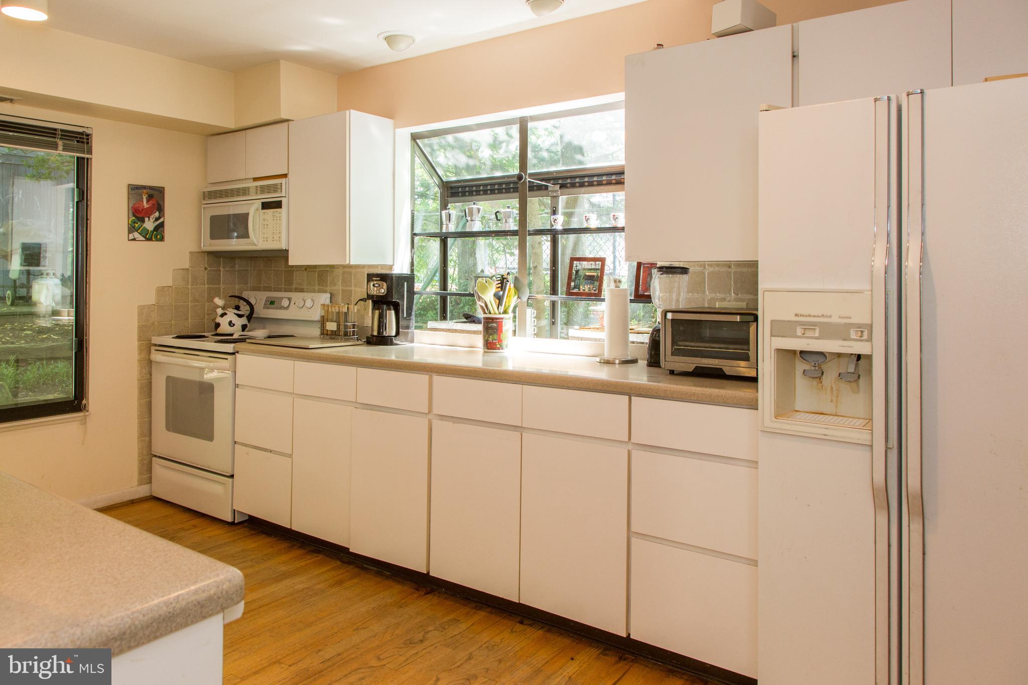 ROSEMONT - Residential Lease