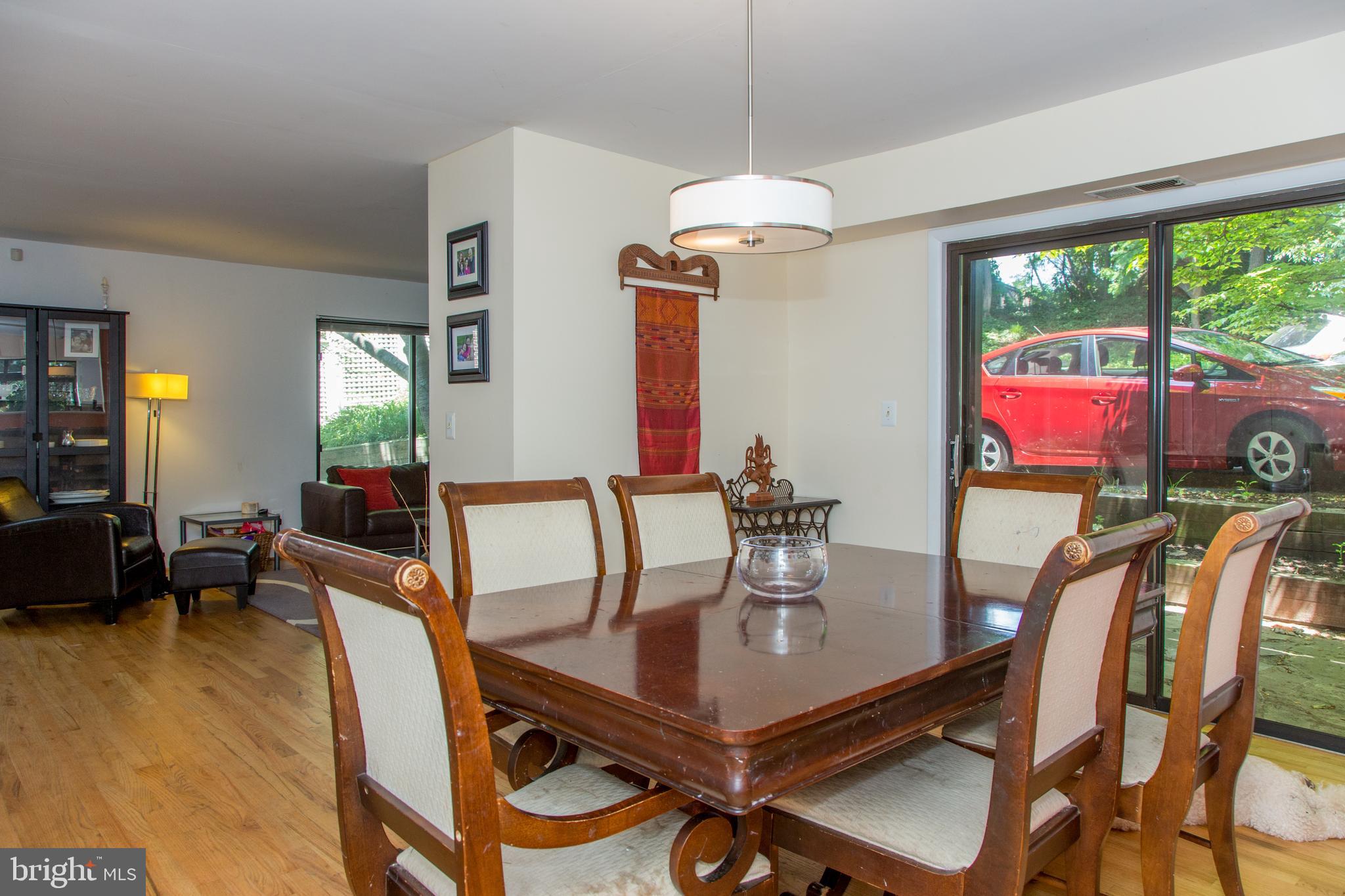 ROSEMONT - Residential Lease