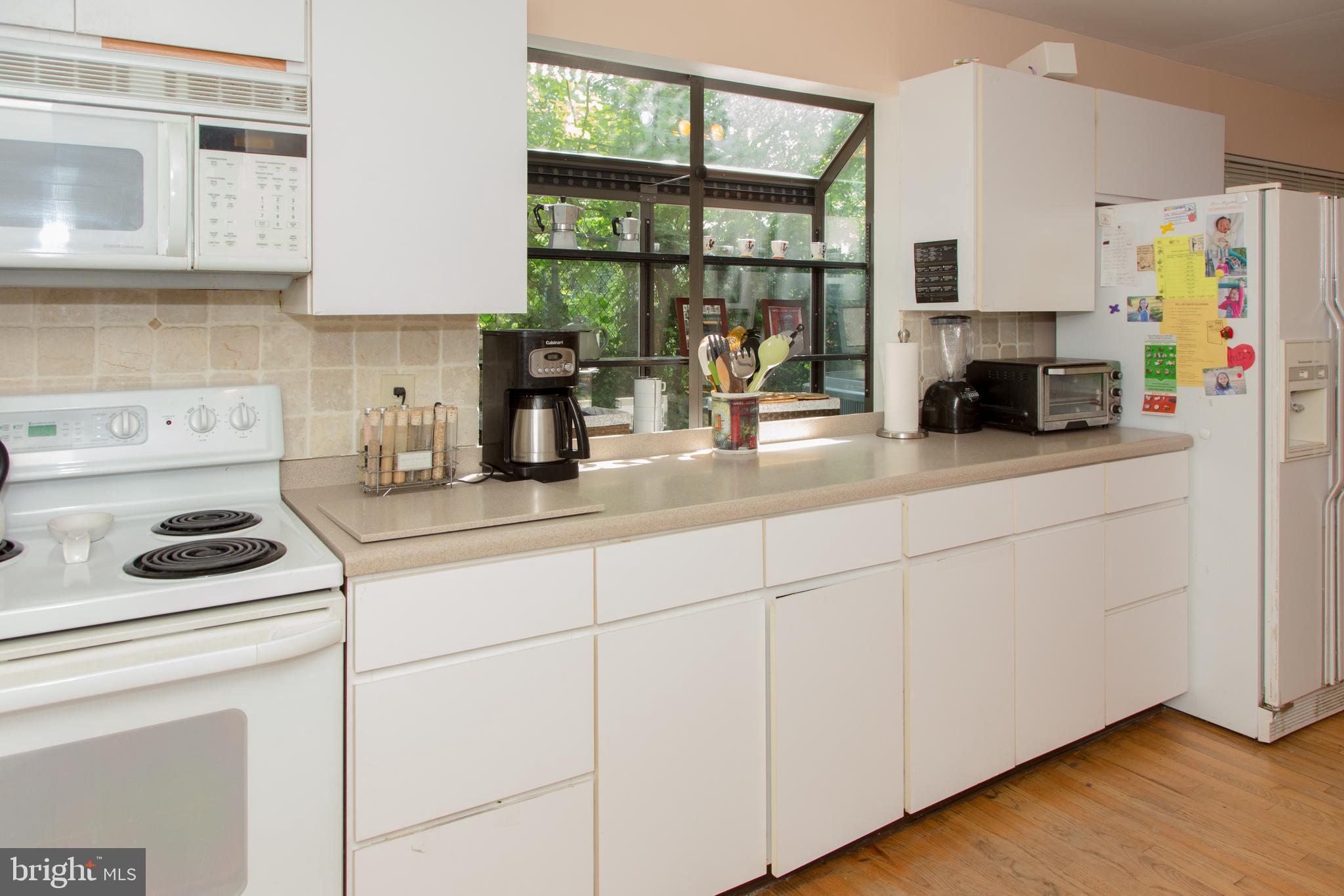 ROSEMONT - Residential Lease