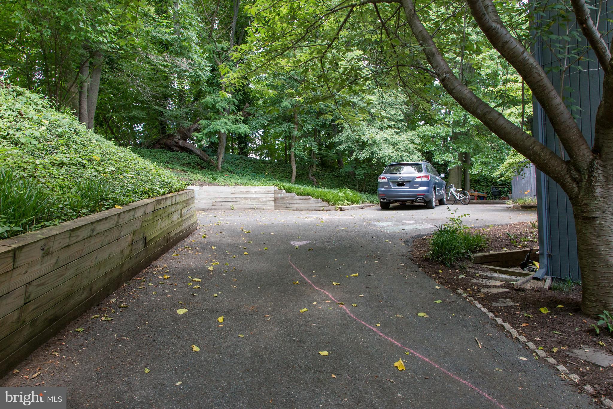 ROSEMONT - Residential Lease