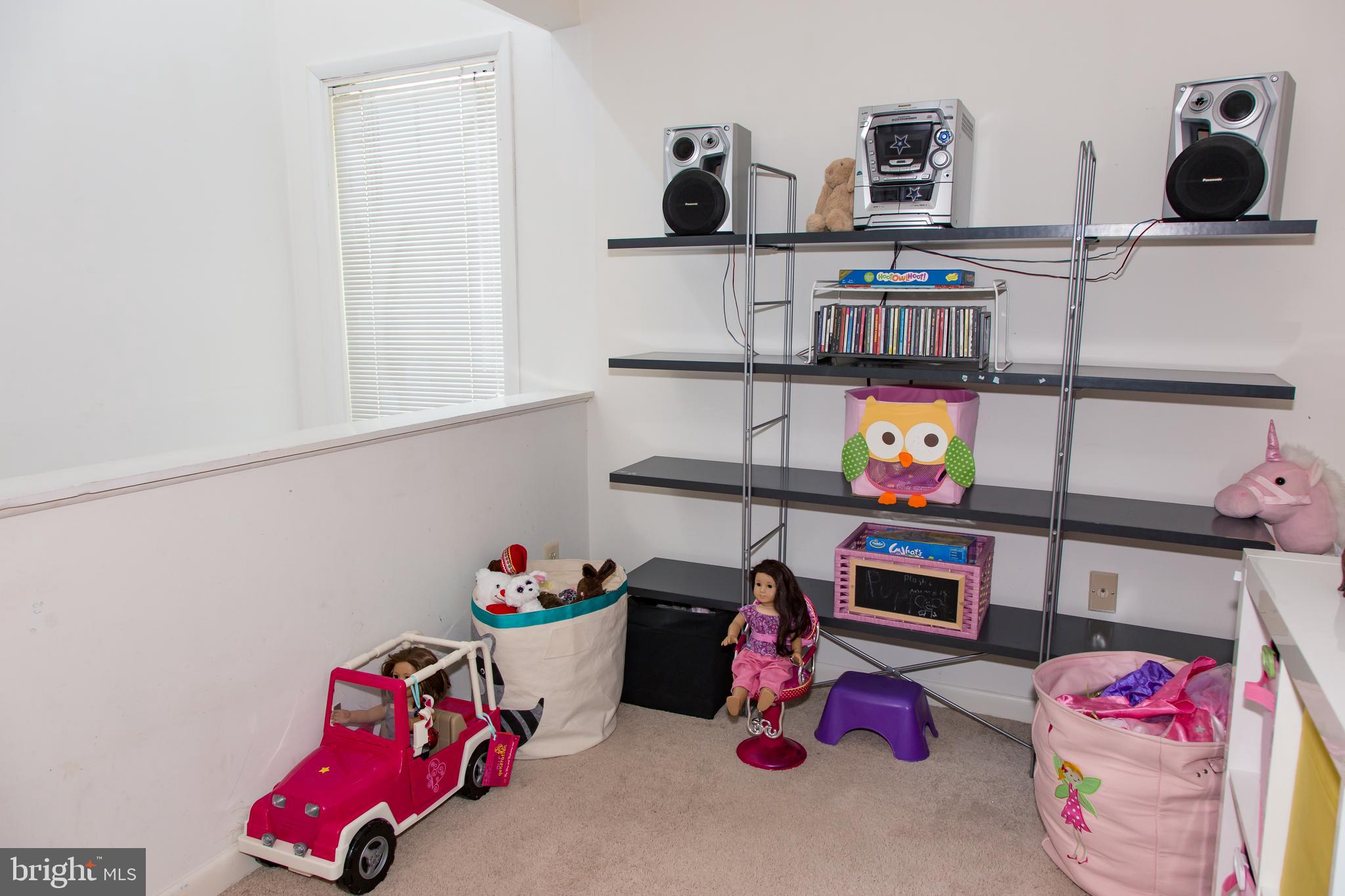 ROSEMONT - Residential Lease