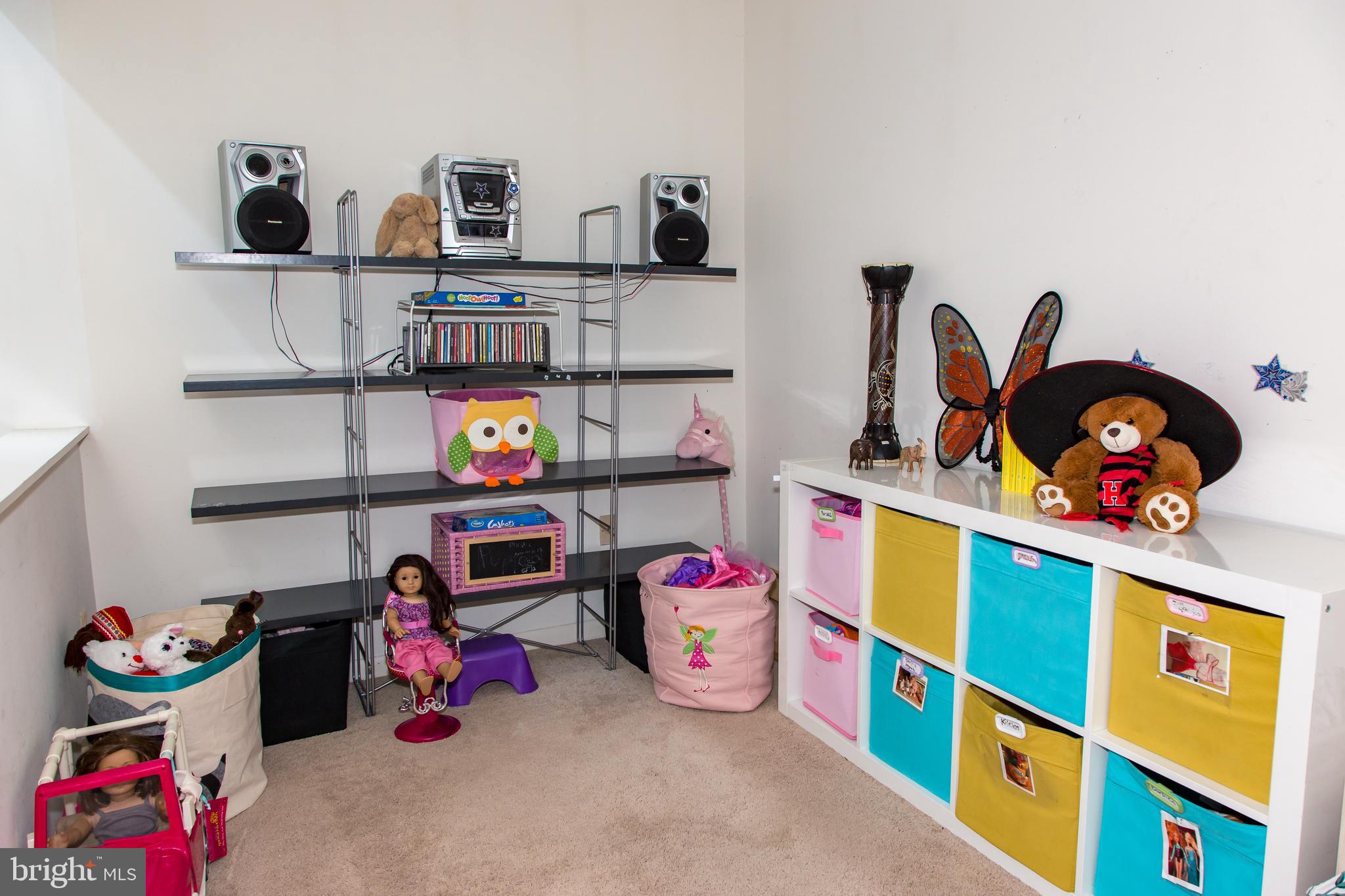 ROSEMONT - Residential Lease