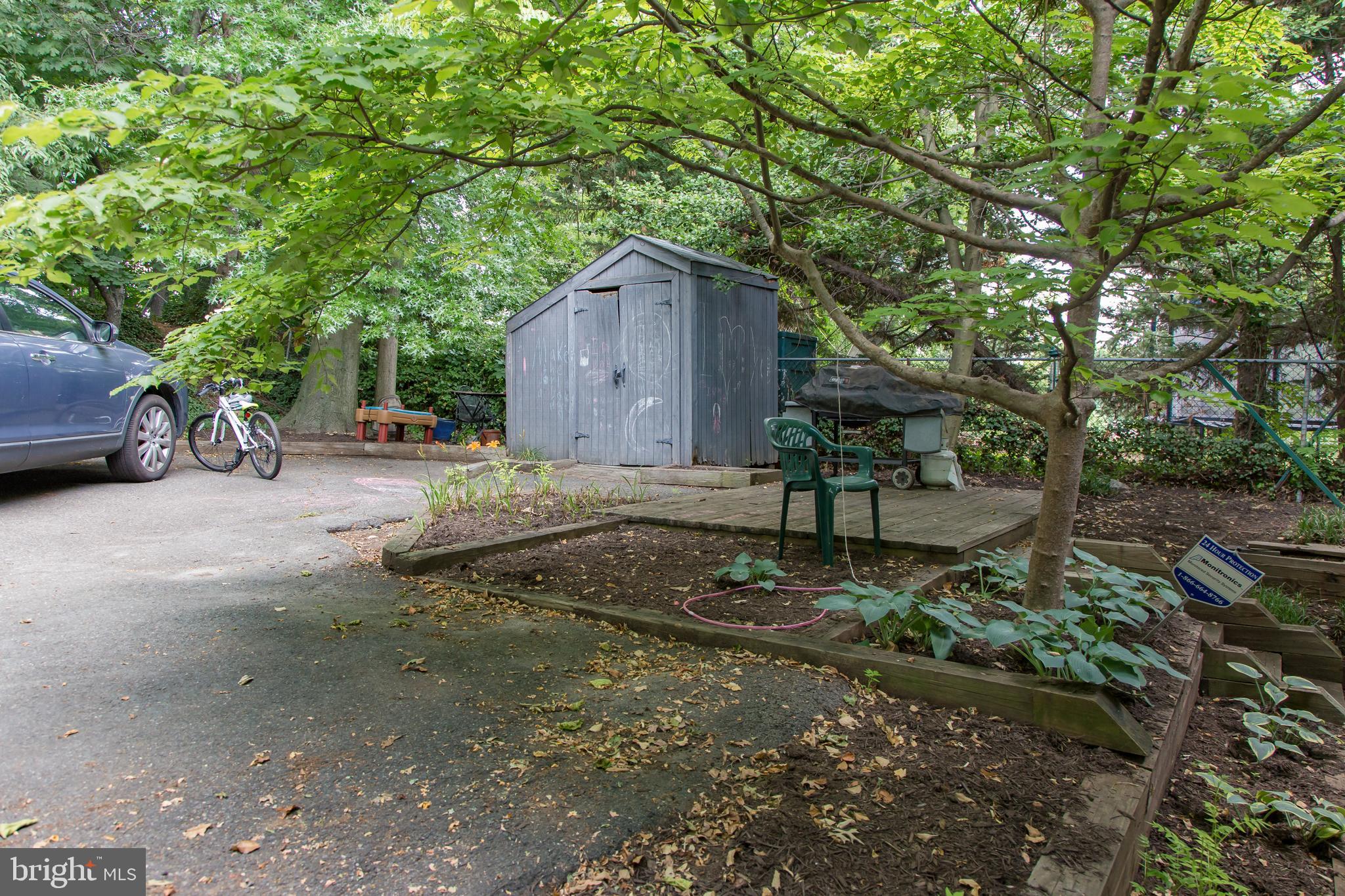 ROSEMONT - Residential Lease