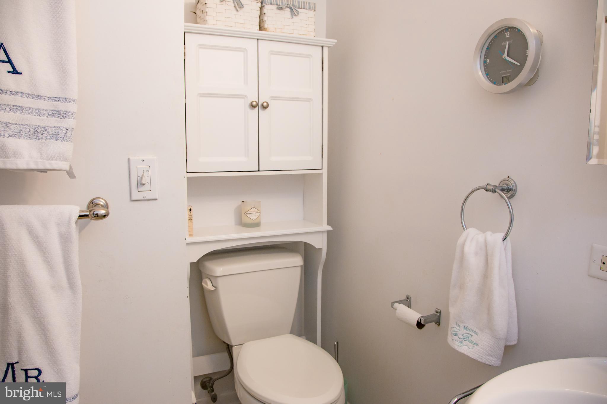 ROSEMONT - Residential Lease