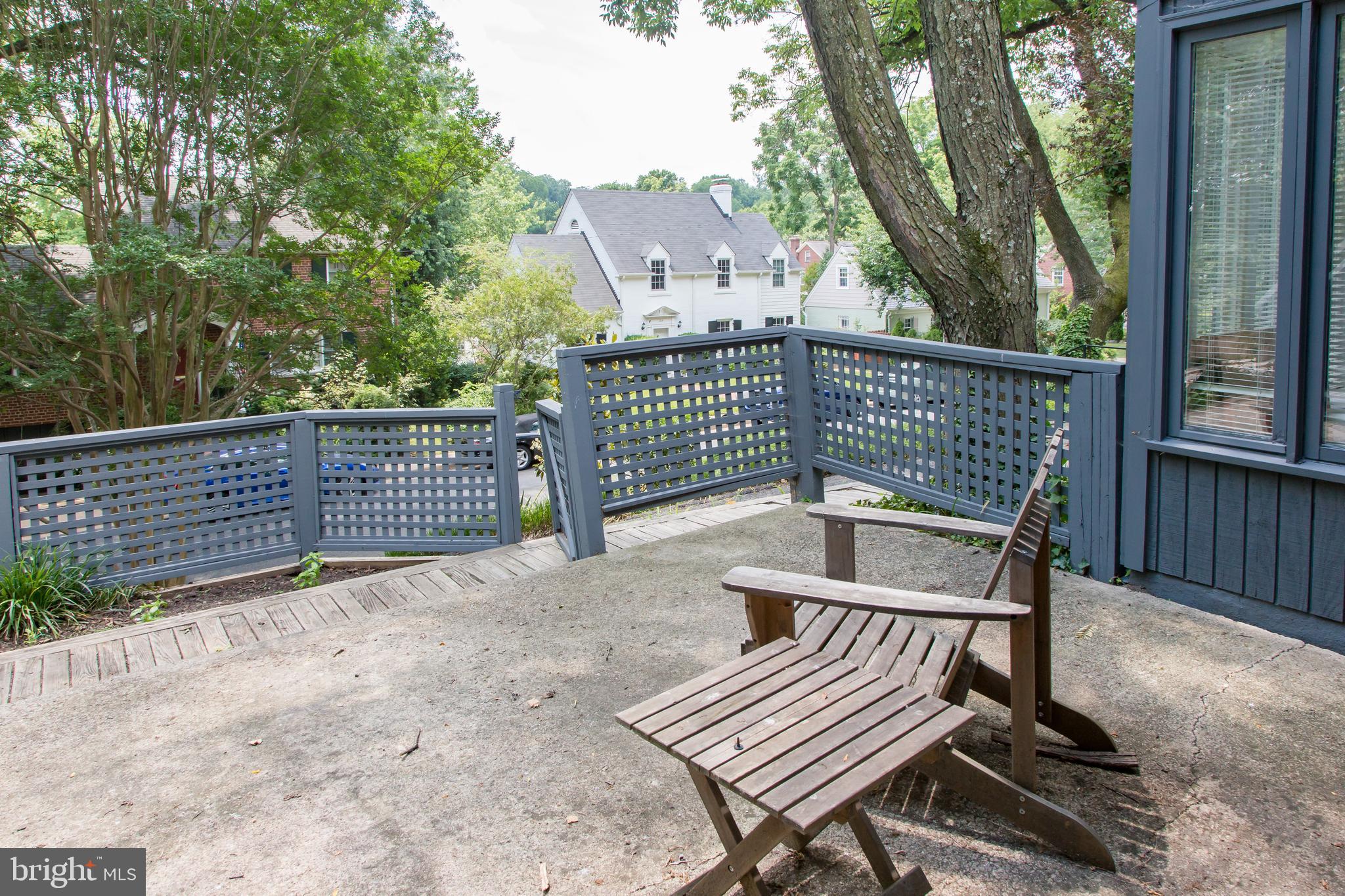 ROSEMONT - Residential Lease