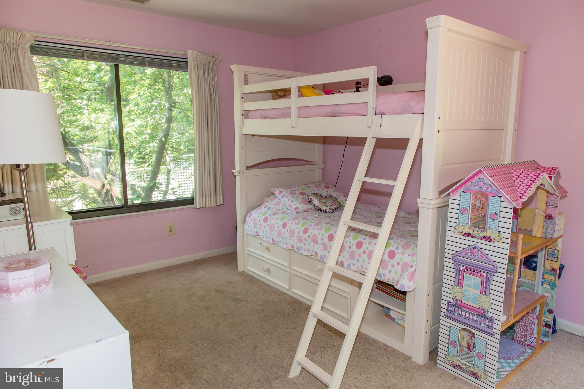 ROSEMONT - Residential Lease