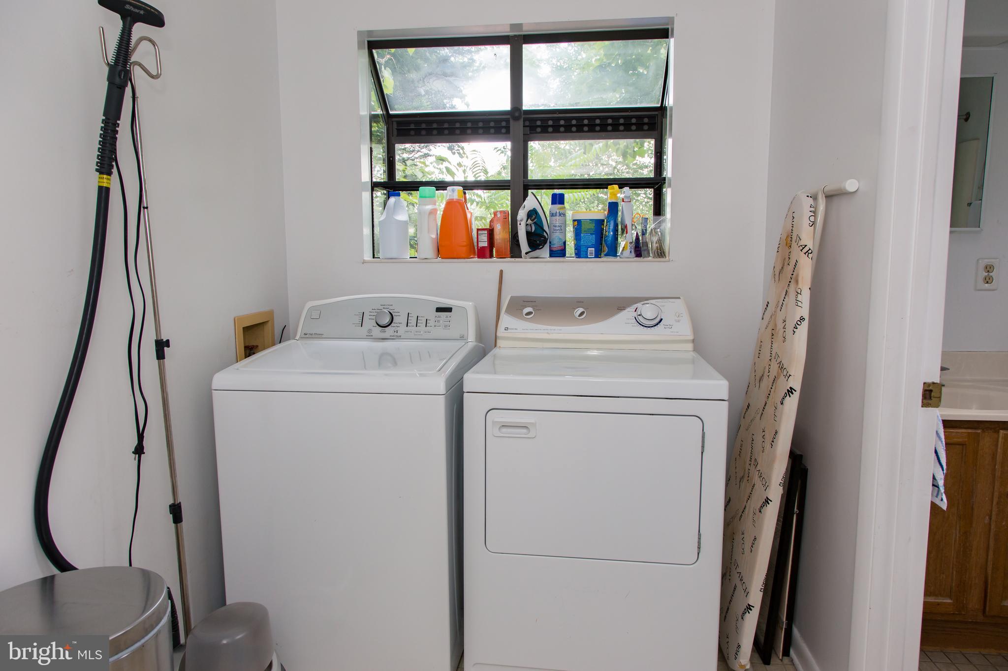 ROSEMONT - Residential Lease