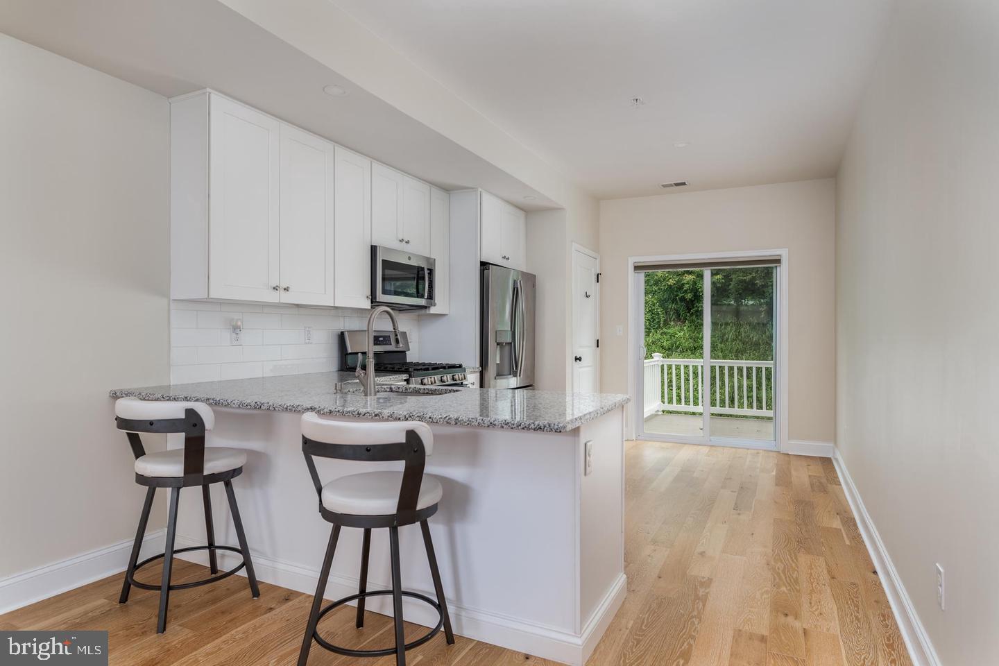 105 COLWELL LANE