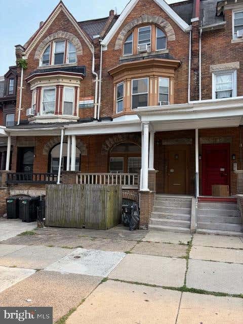 Condo For Rent - 4232 Chestnut Street #2 FRONT<br/> Philadelphia County, PHILADELPHIA, PA 19104