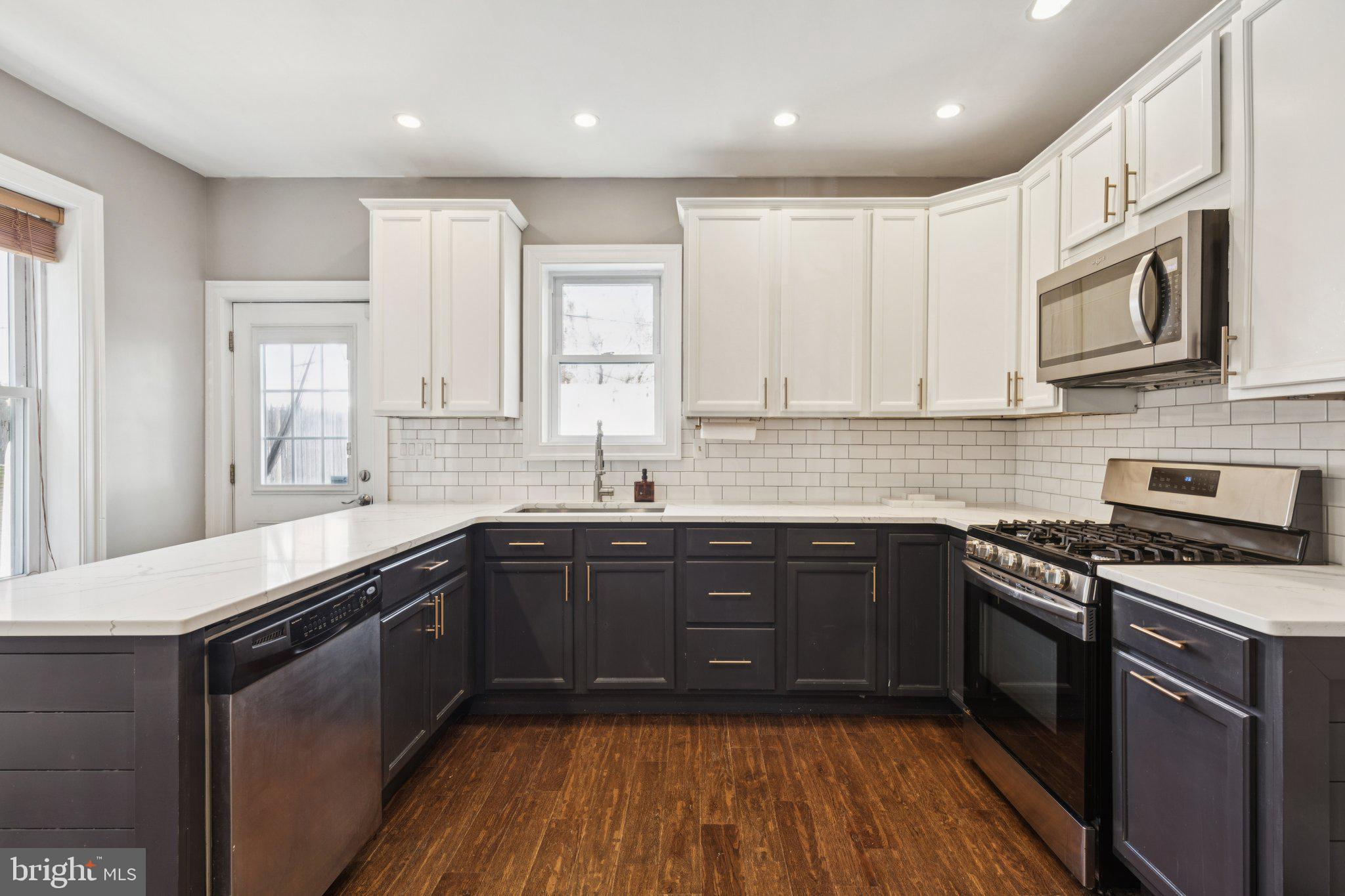 MANAYUNK - Residential