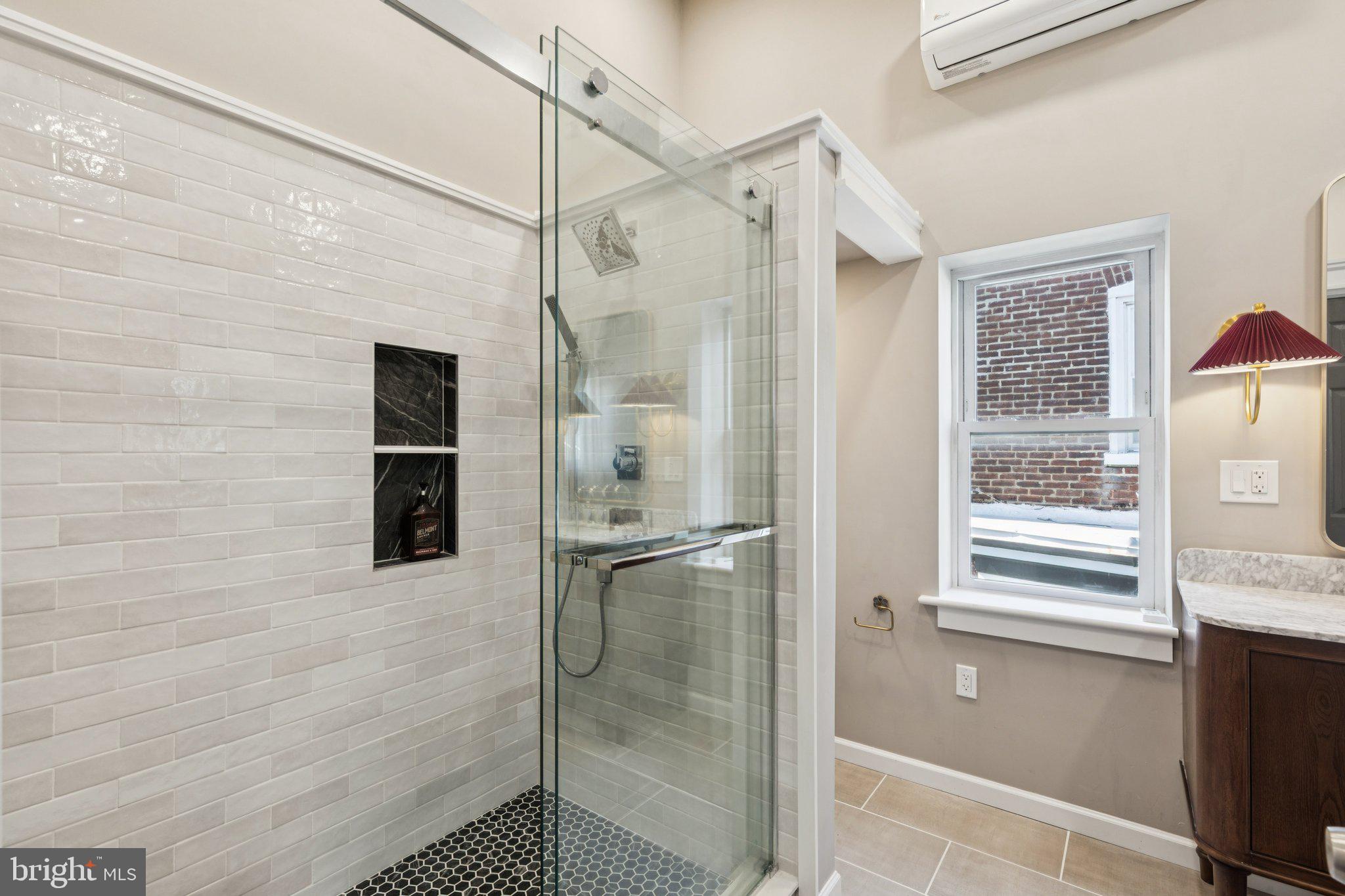 MANAYUNK - Residential