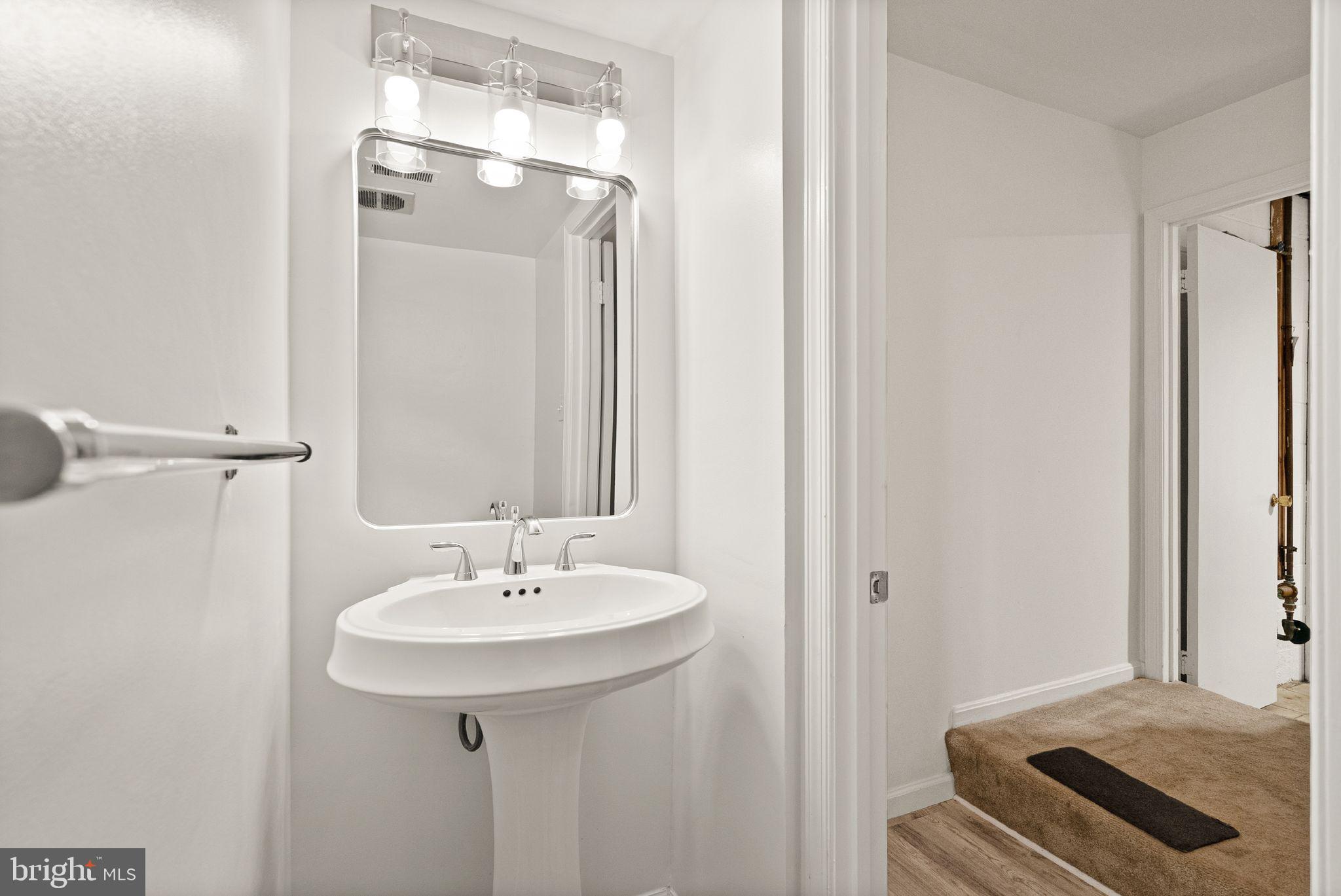 KMS TOWNHOUSES - Residential