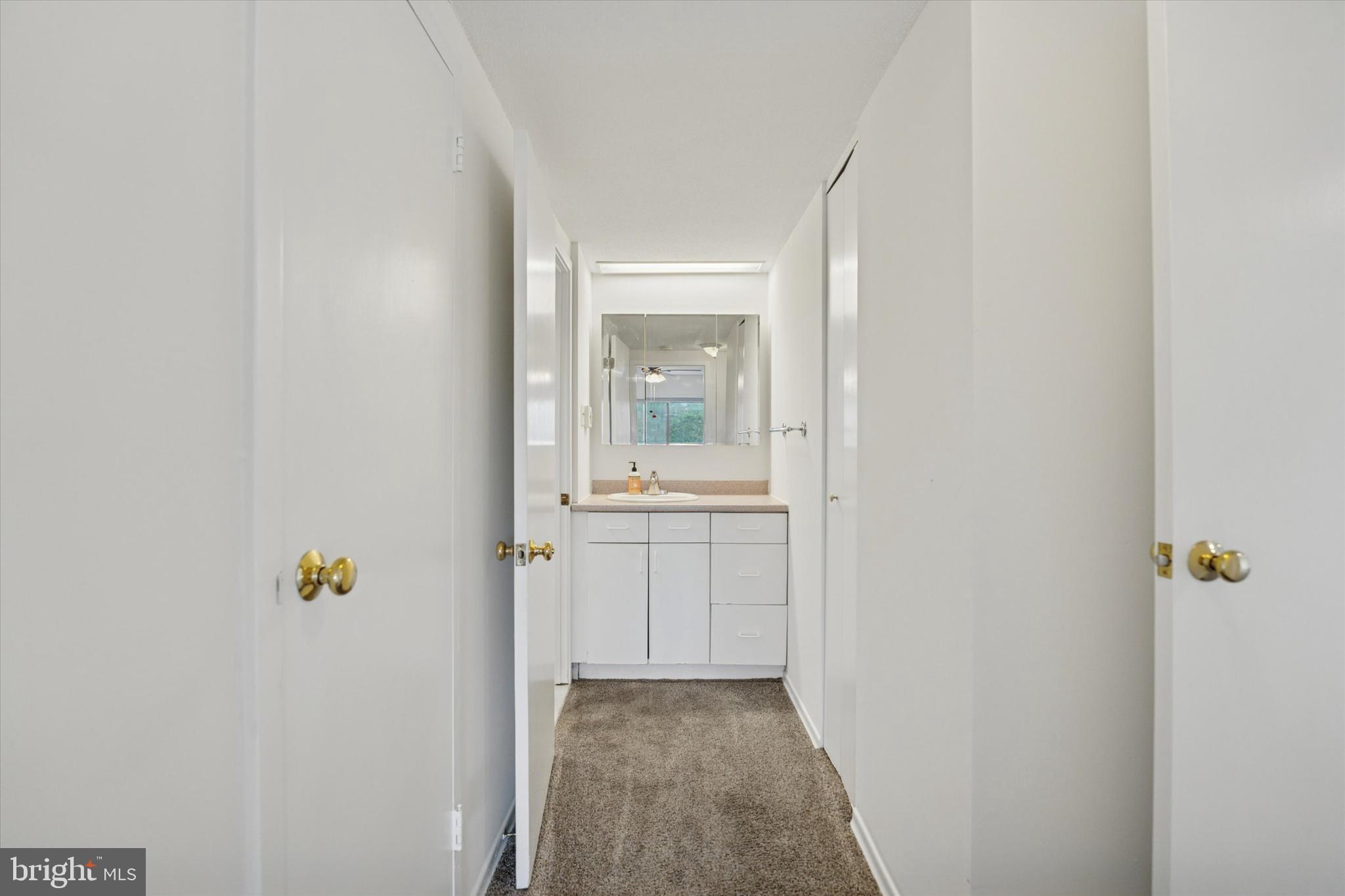 BEAVER HILL - Residential