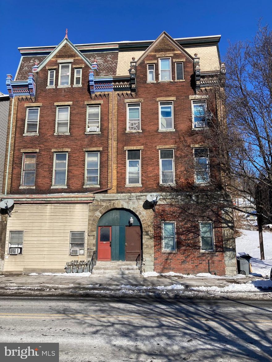 Exceptional Investment Opportunity! This 7-unit apartment building offers professional management already in place. Most units have been recently renovated, ensuring modern and appealing interiors. Additionally, the first floor features a laundry room with the potential to install coin-operated washers and dryers for added convenience and revenue.  

All units are currently leased, except for Apartment 7, which has been intentionally left vacant to accommodate showings. Don’t miss out on this income-generating property!

Please check out the matter port for a virtual tour!!